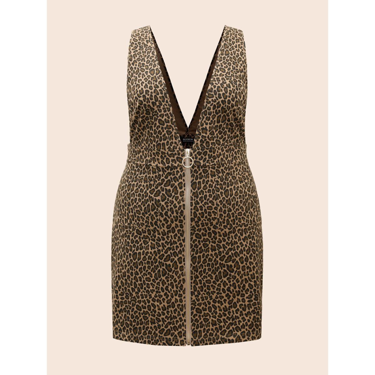 Plus Size Leopard Print O Ring Zipper Dress Leopard Women Elegant Non Deep V-neck Sleeveless Curvy BloomChic 10/M Product Image