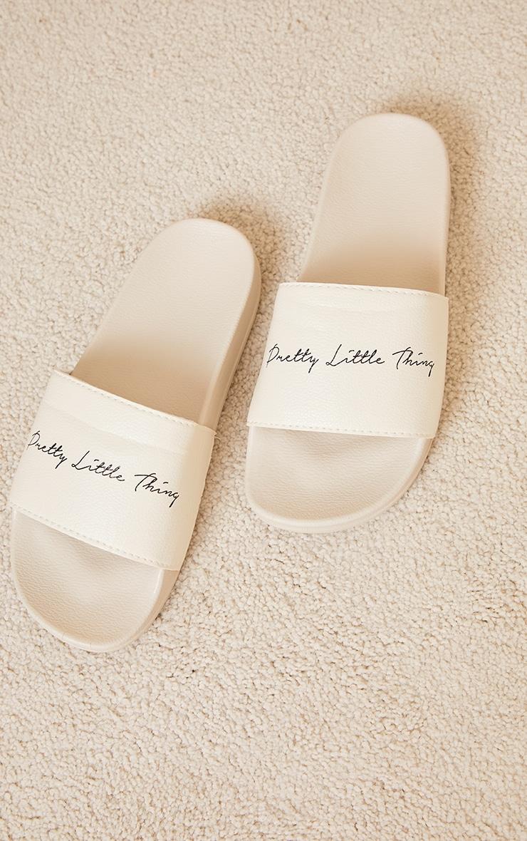 PRETTYLITTLETHING Beige Graphic Slides Product Image
