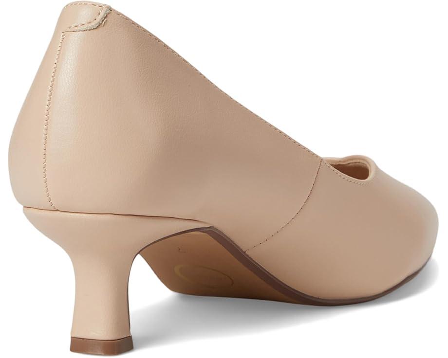 Celina Pump Product Image