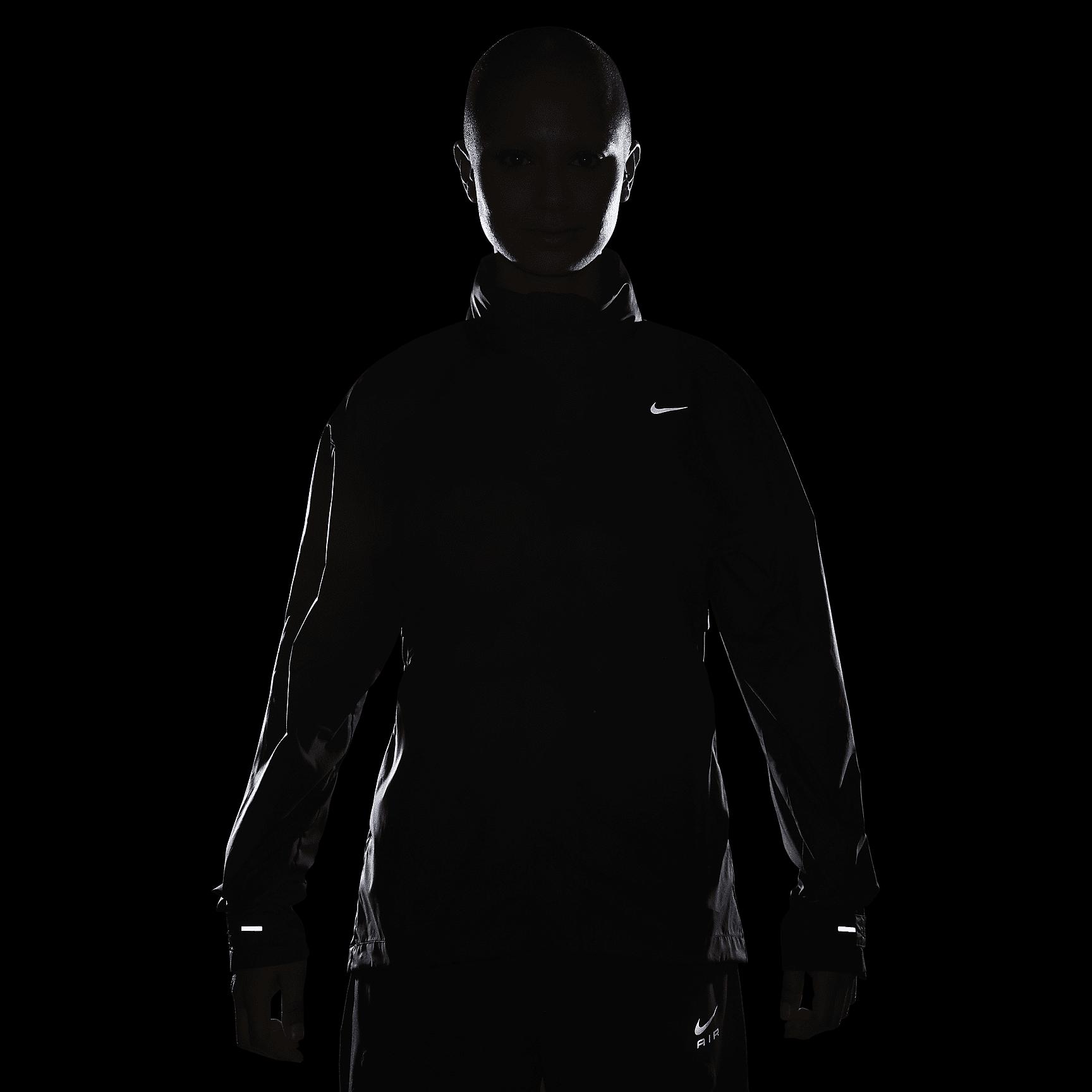 Nike Women's Fast Repel Running Jacket Product Image