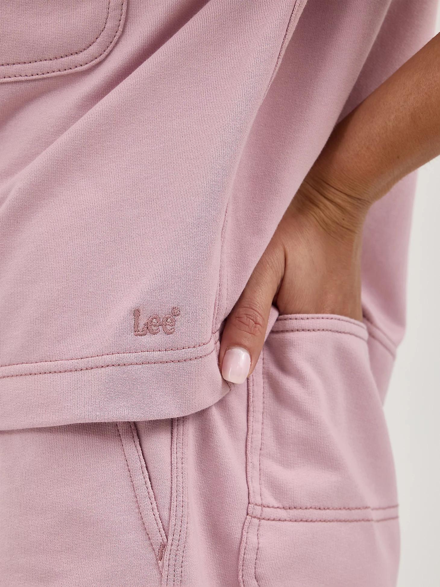 Women's Loose Crop Button Down Shirt | Women's Tops & Tees | Lee® Product Image