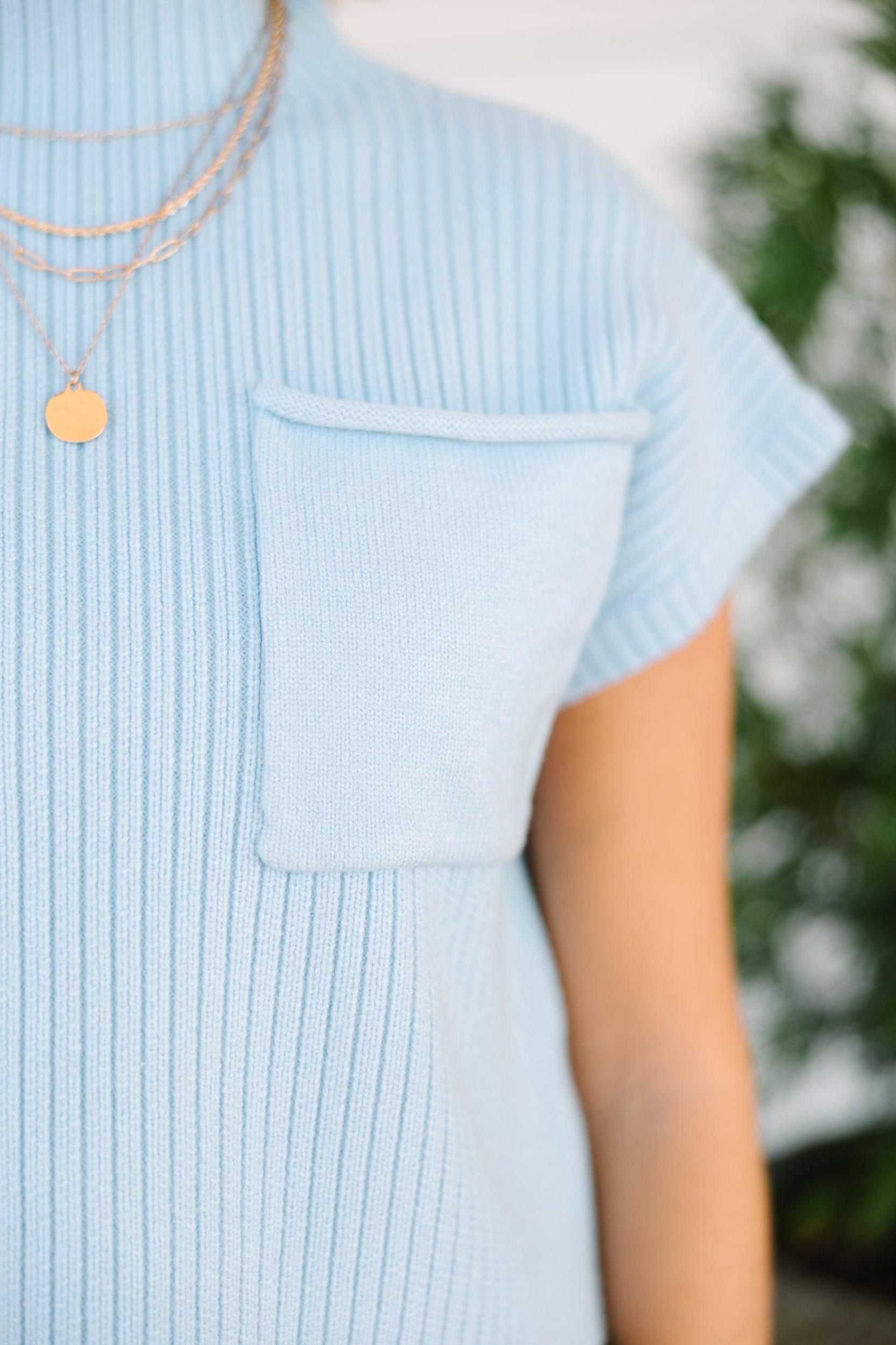 Open Your Mind Light Blue Short Sleeve Sweater Female Product Image