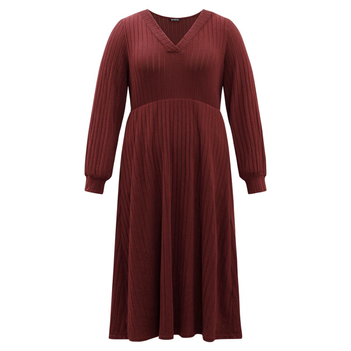 Plus Size Solid Rib Knit Pocket Elastic Waist Dress Scarlet Women Casual Texture V-neck Long Sleeve Curvy Midi Dress BloomChic 12/L Product Image