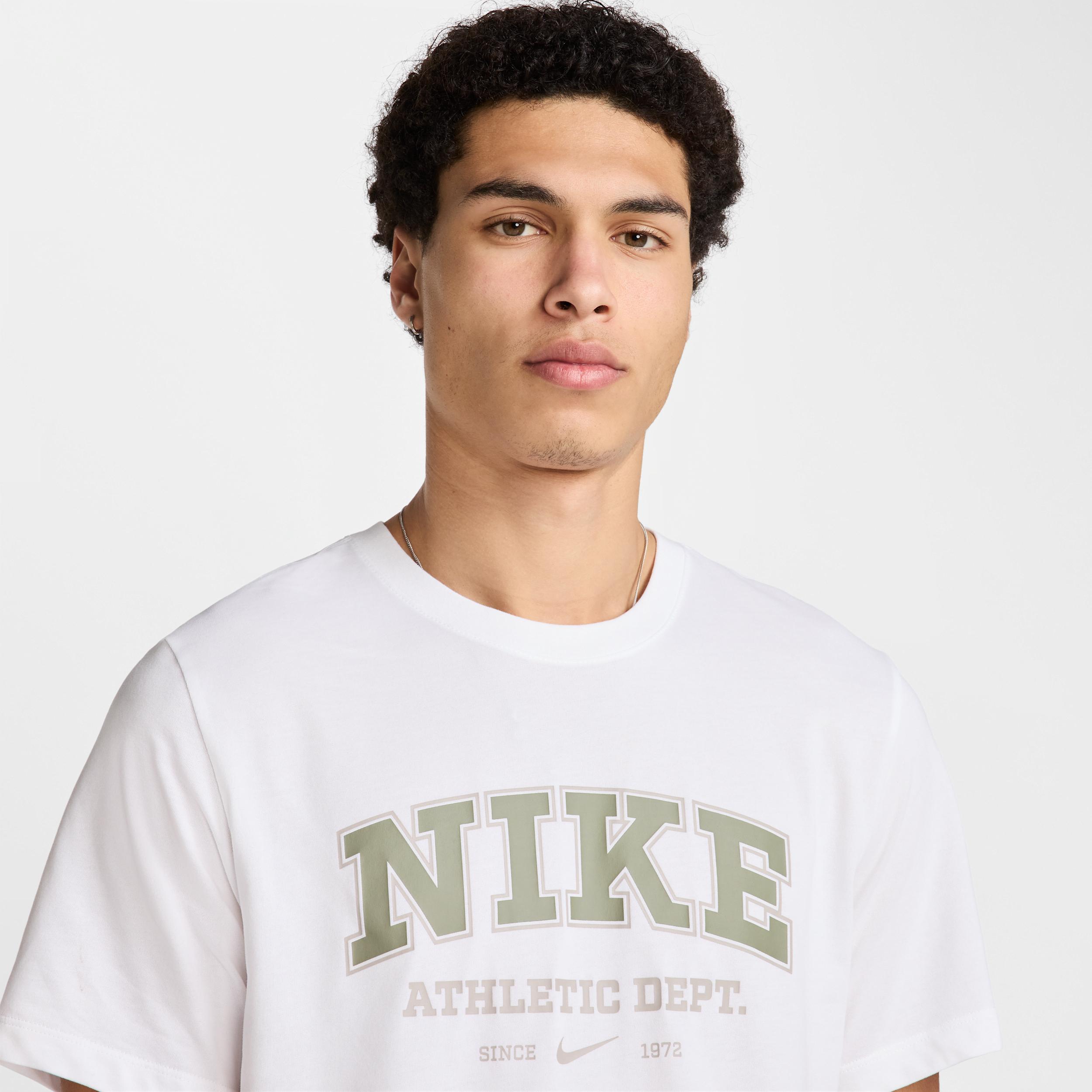 Nike Men's Dri-FIT Fitness T-Shirt Product Image