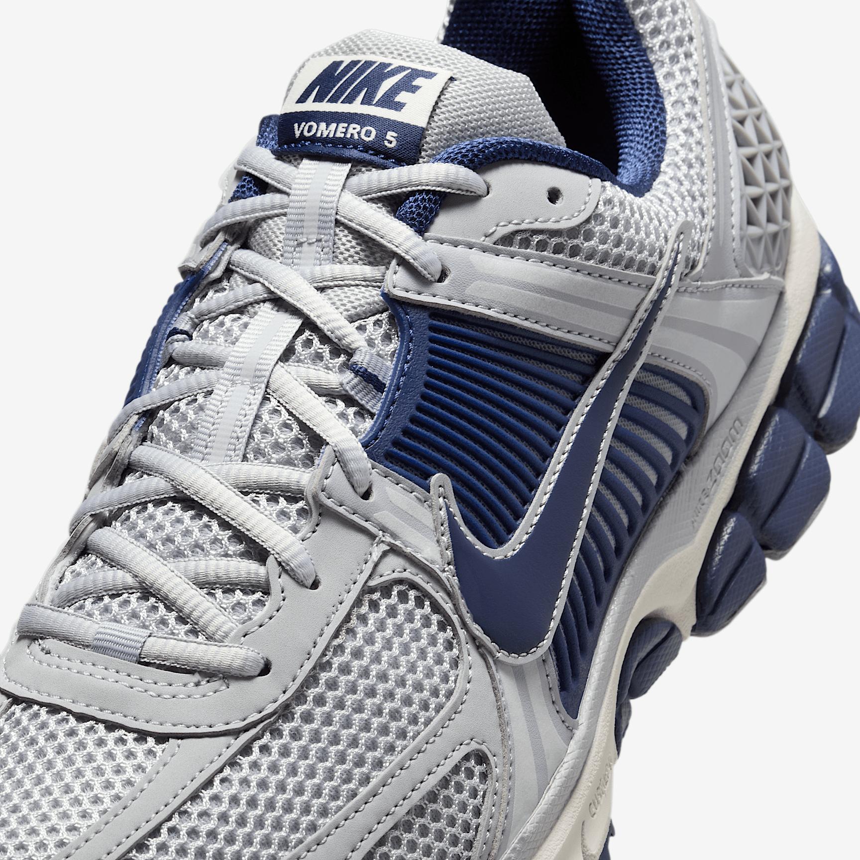 Nike Mens Zoom Vomero 5 Shoes | IB4004-701 Product Image