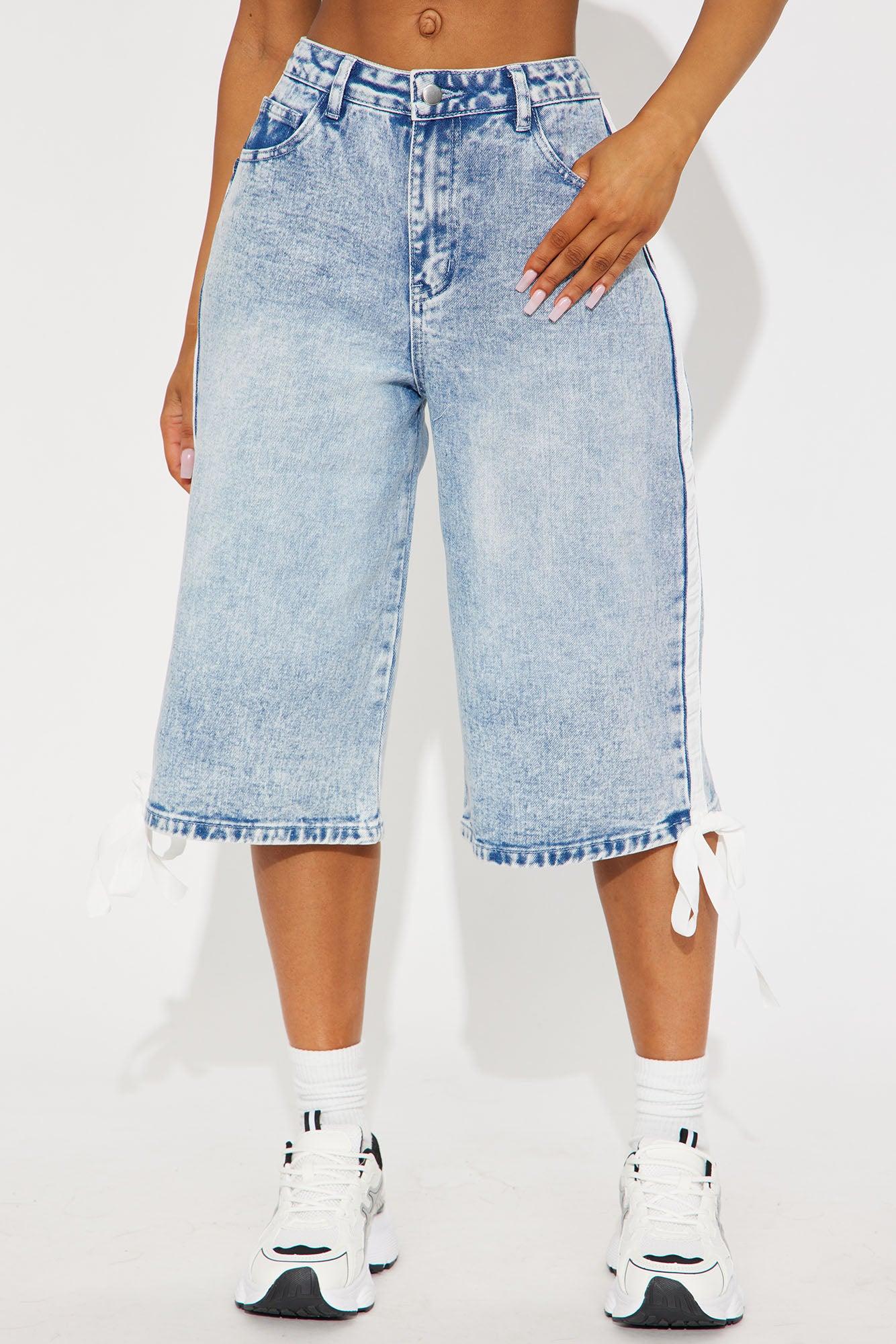 Kimi Non Stretch Stripe Denim Jorts - Medium Wash Product Image