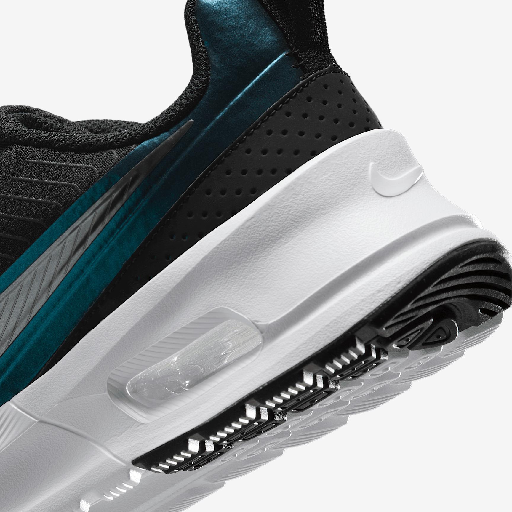 Nike Womens Air Max Nuaxis Shoes | HQ1834-100 Product Image