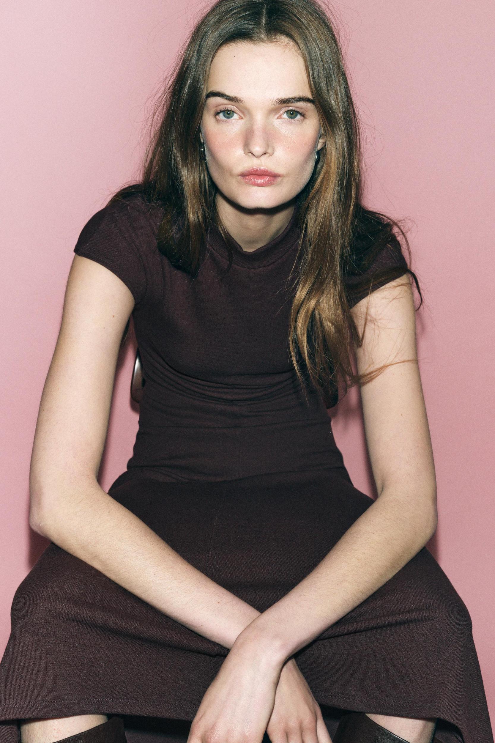 SOFT MIDI DRESS Product Image