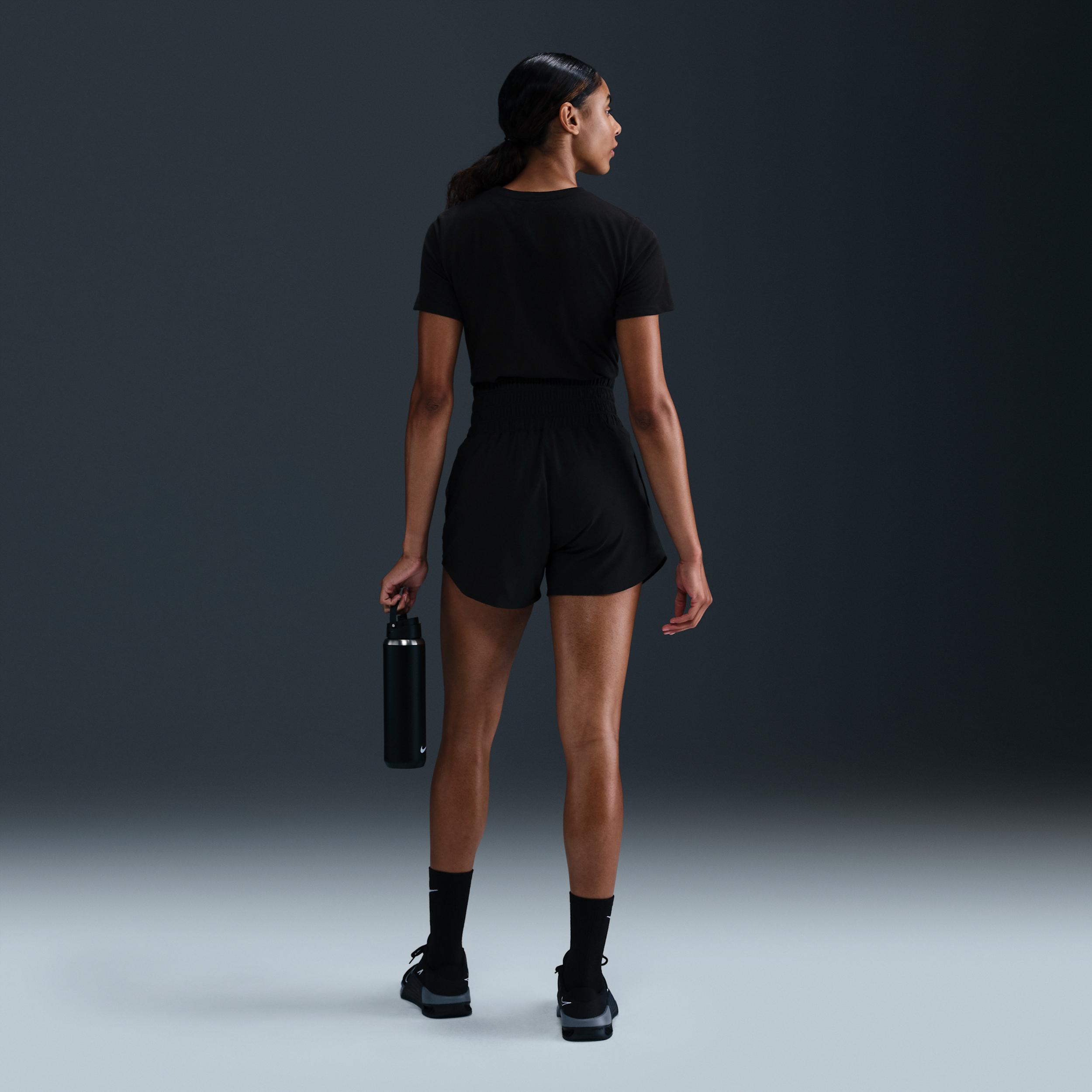 Nike Women's Swoosh Weightlifting T-Shirt Product Image