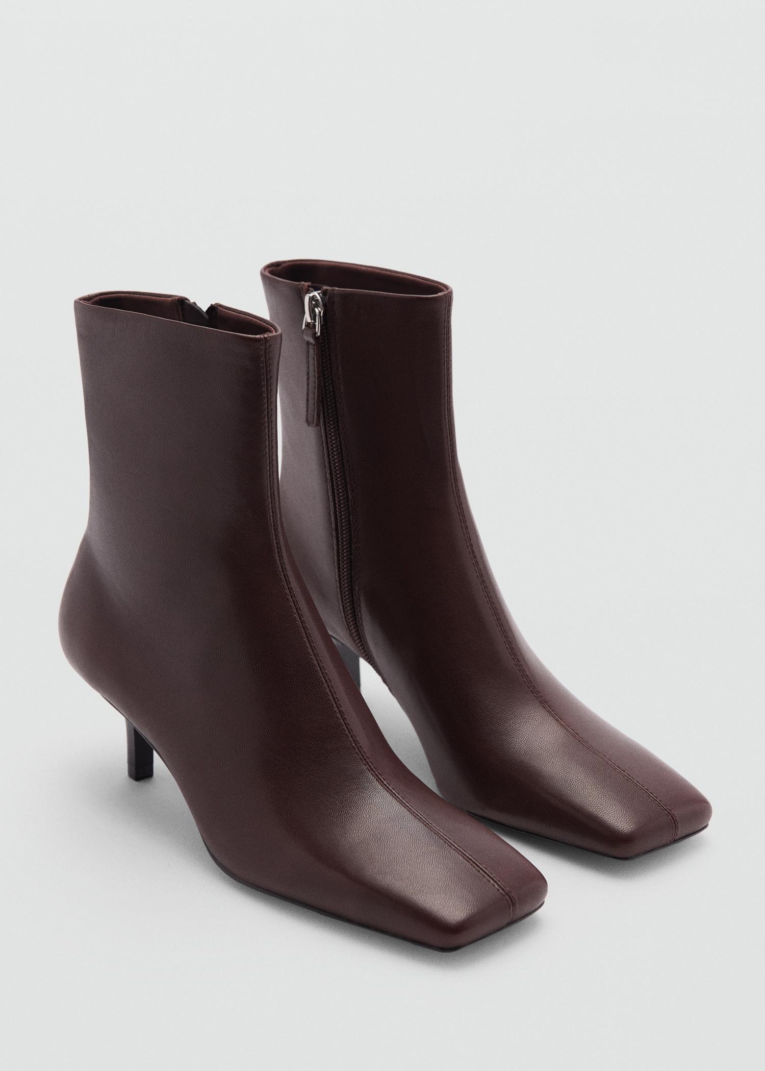 Squared toe leather ankle boots - Women | MANGO USA Product Image