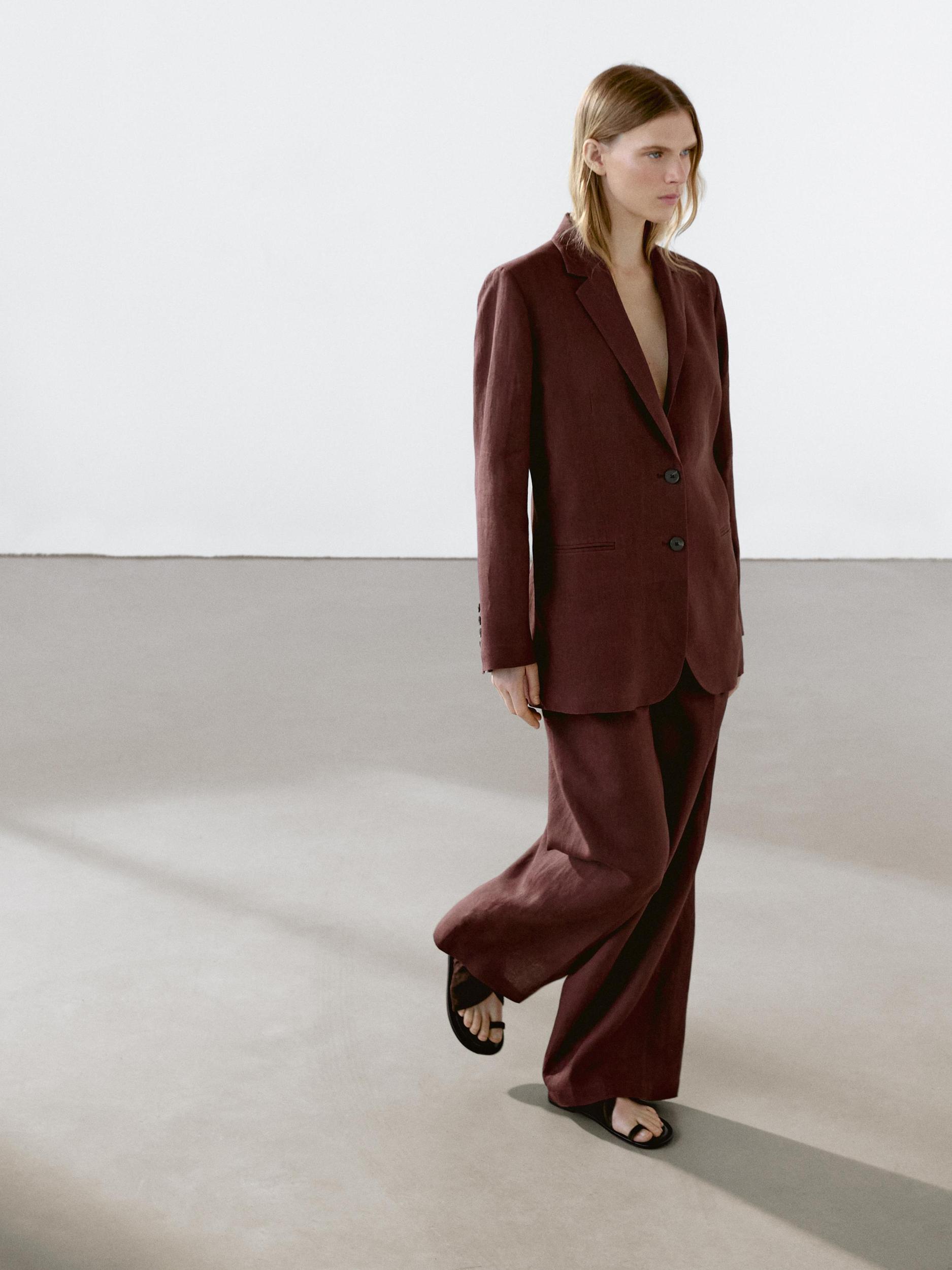 100% linen two-button blazer Product Image