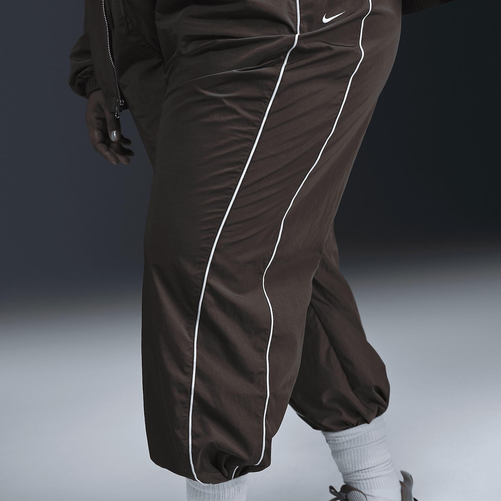 Nike Windrunner Women's High-Waisted Woven Open-Hem Pants (Plus Size) Product Image