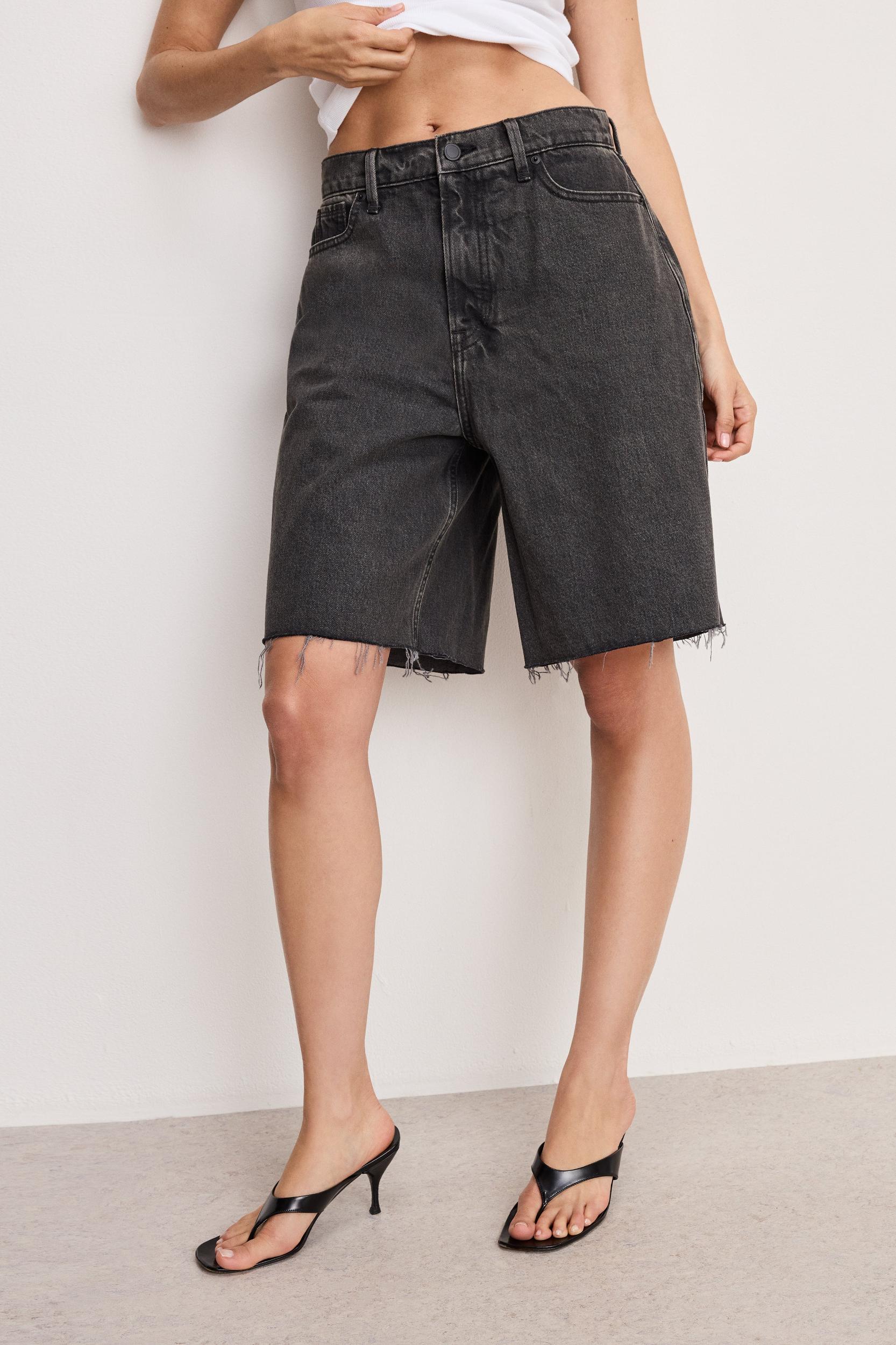 GOOD EXTREME BARREL SHORTS | BLACK398 Product Image