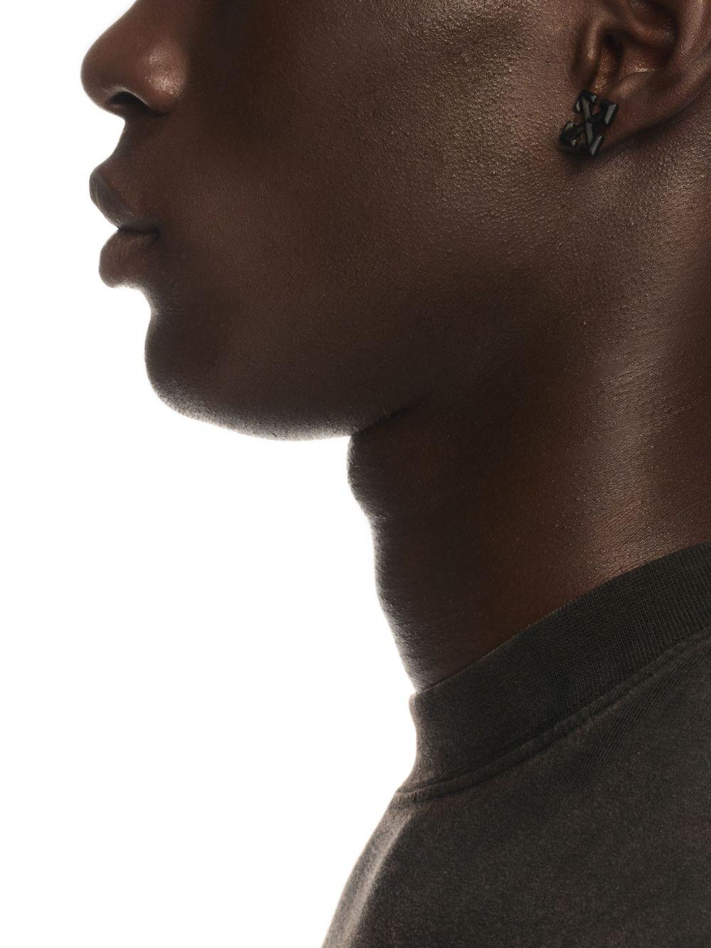 Arrow single earring Product Image