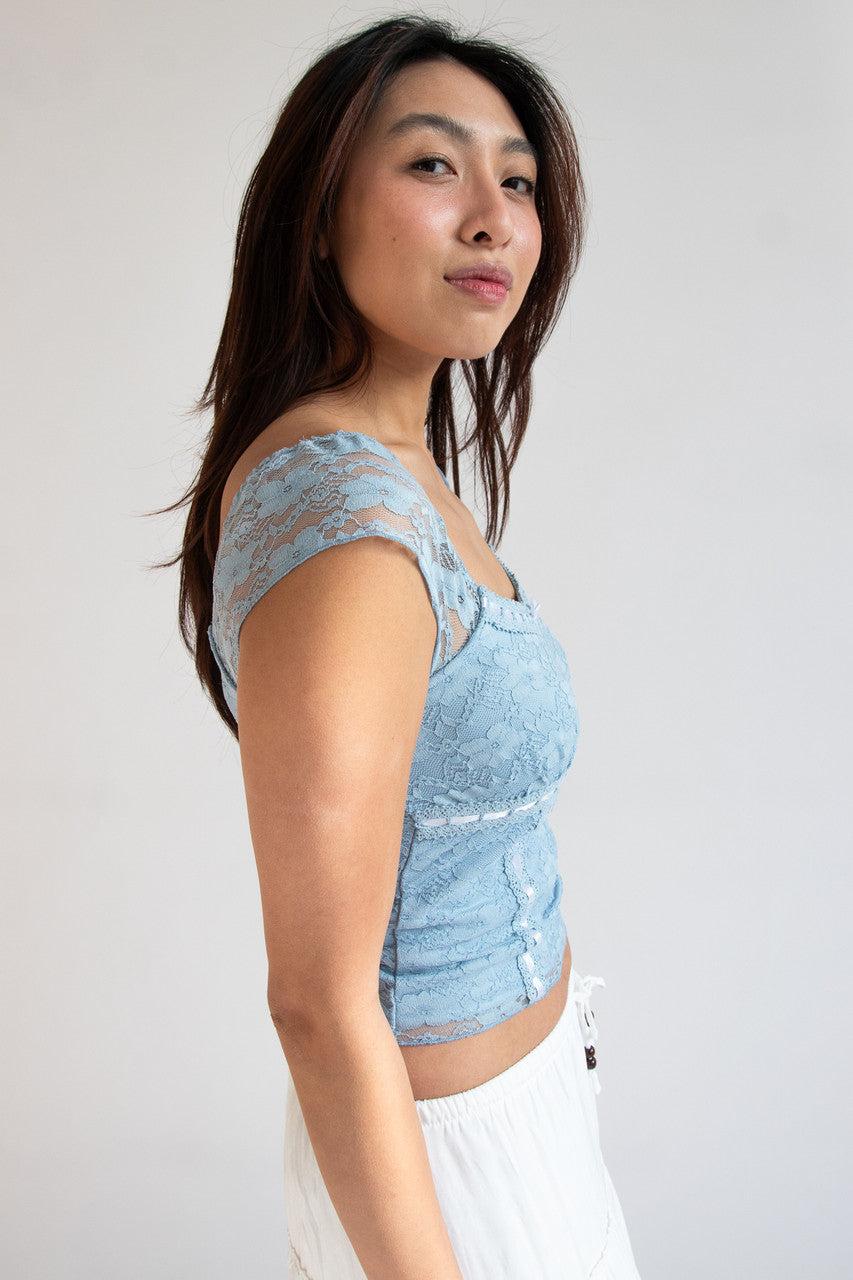 Layered Lace Cap Sleeve Ribbon Bow Top Product Image