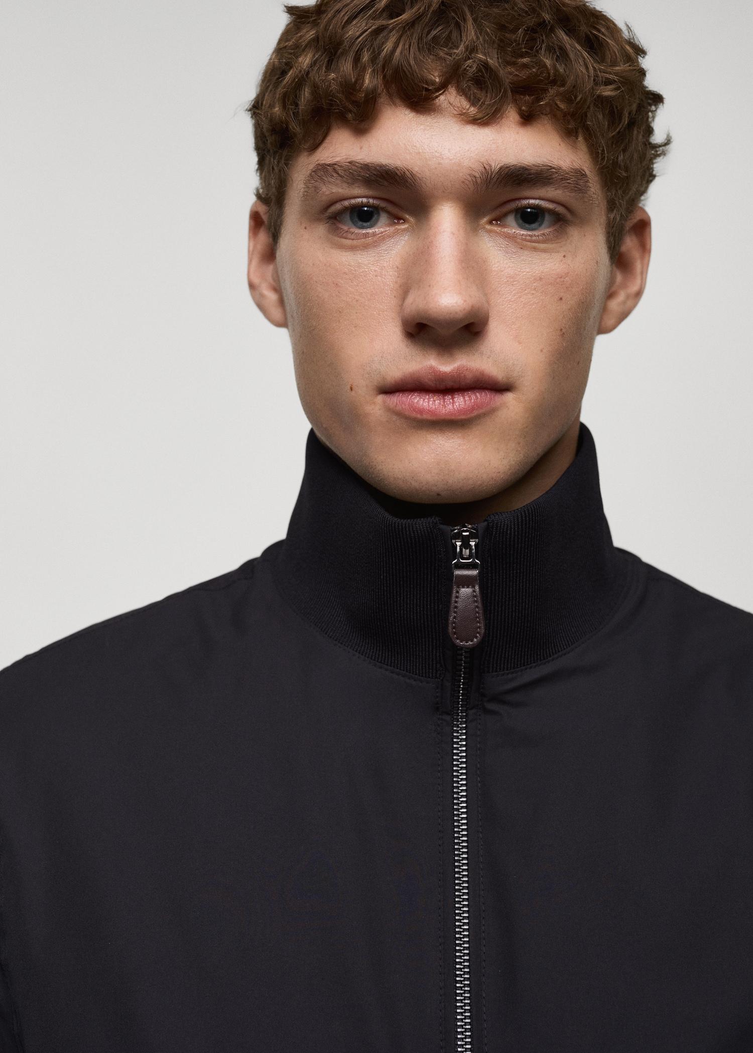 Water-repellent quilted bomber jacket - Men | MANGO USA Product Image