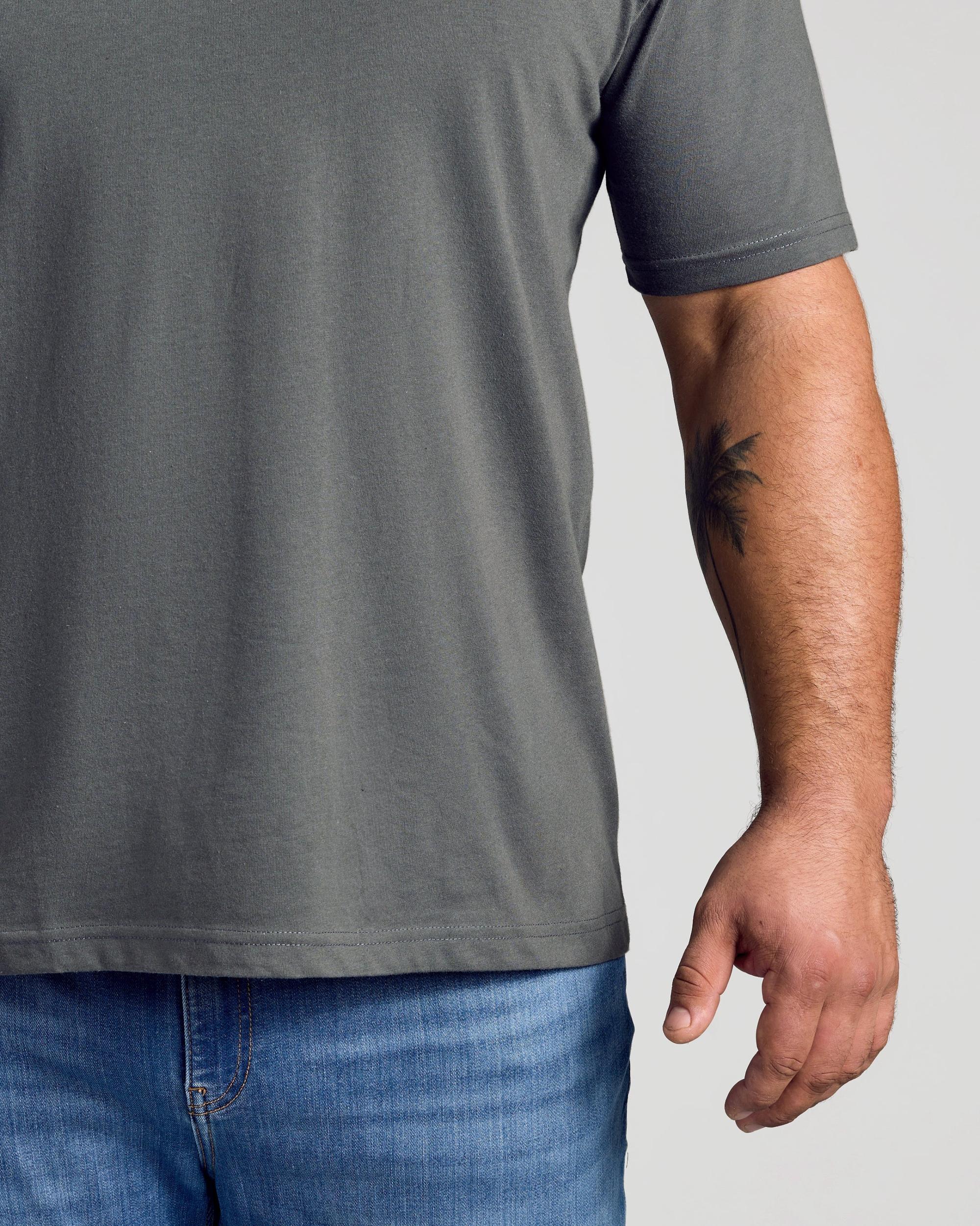 Carbon Classic Crew Neck Product Image