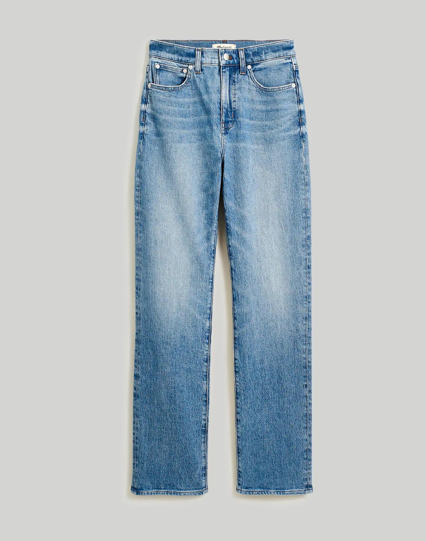 The Petite '90s Straight Jean Product Image