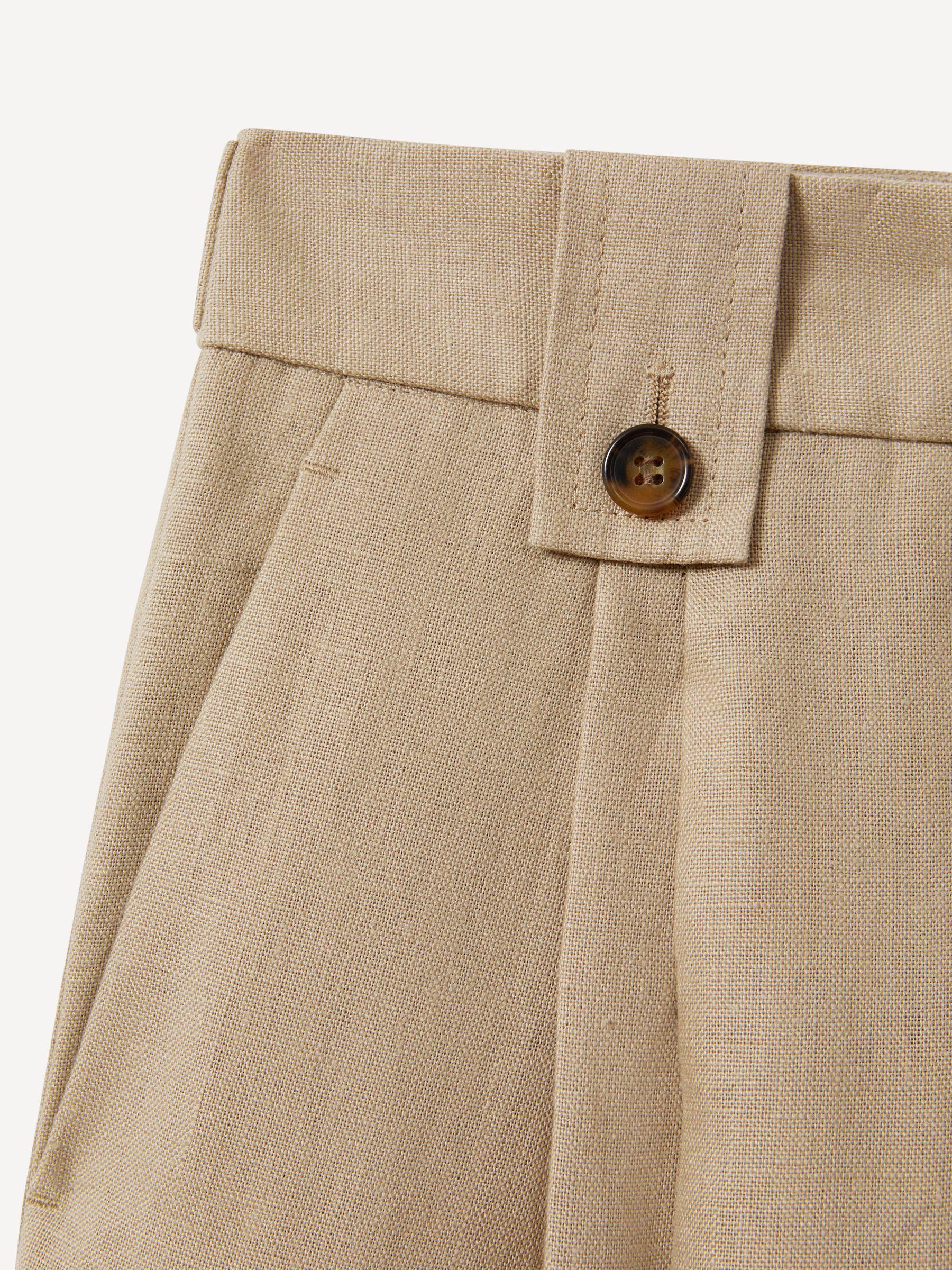 Linen Front Pleat Trousers in Light Khaki Product Image