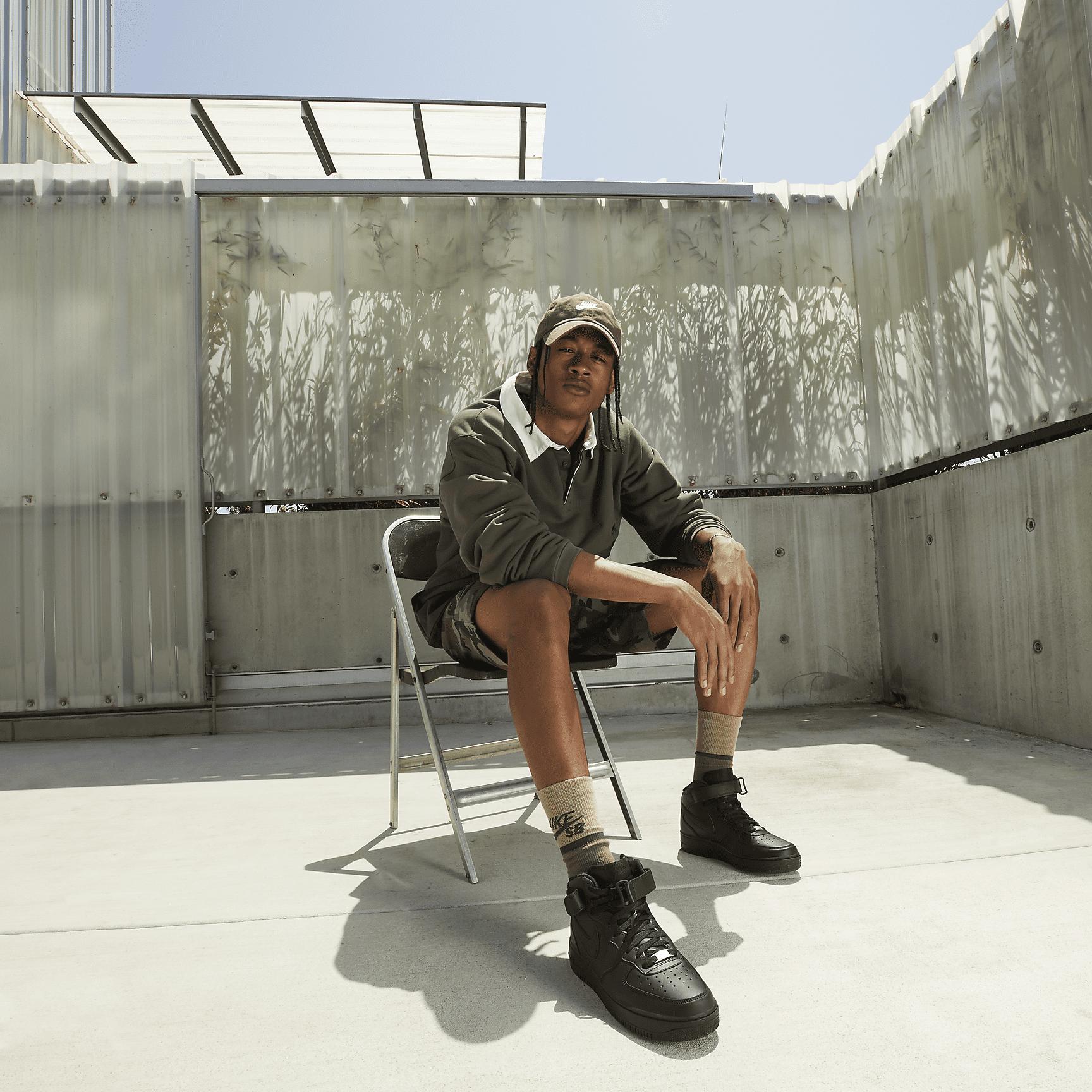 Nike Mens Air Force 1 Mid 07 Shoes | CW2289-001 Product Image