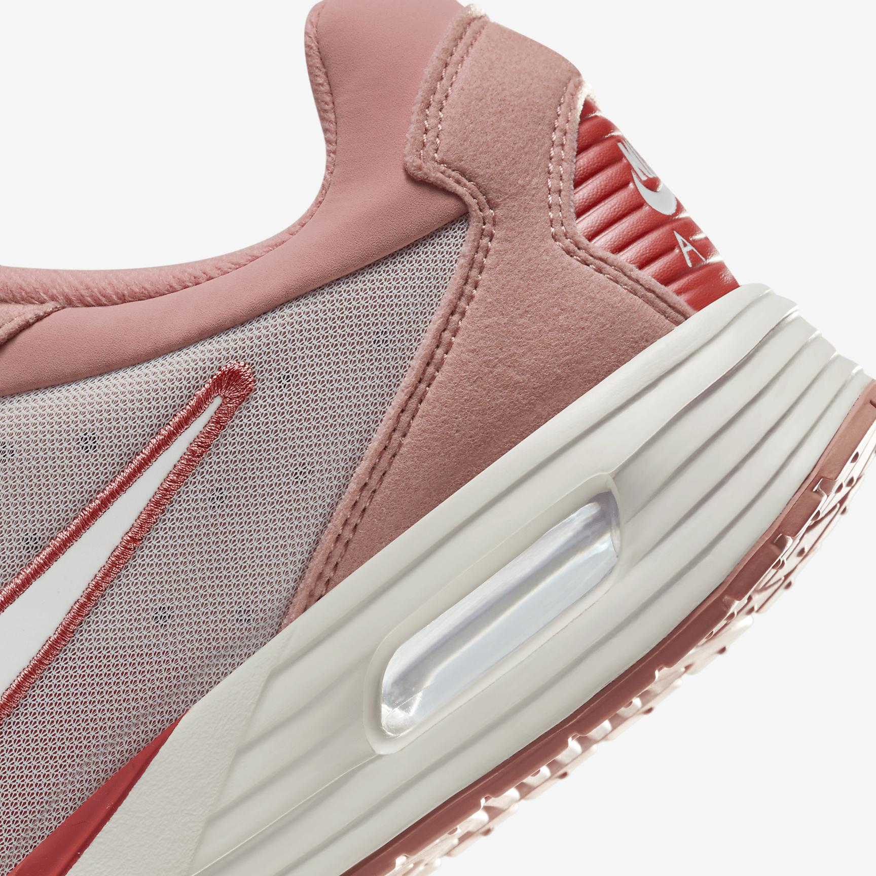 Nike Air Max Solo Women's Shoes Product Image