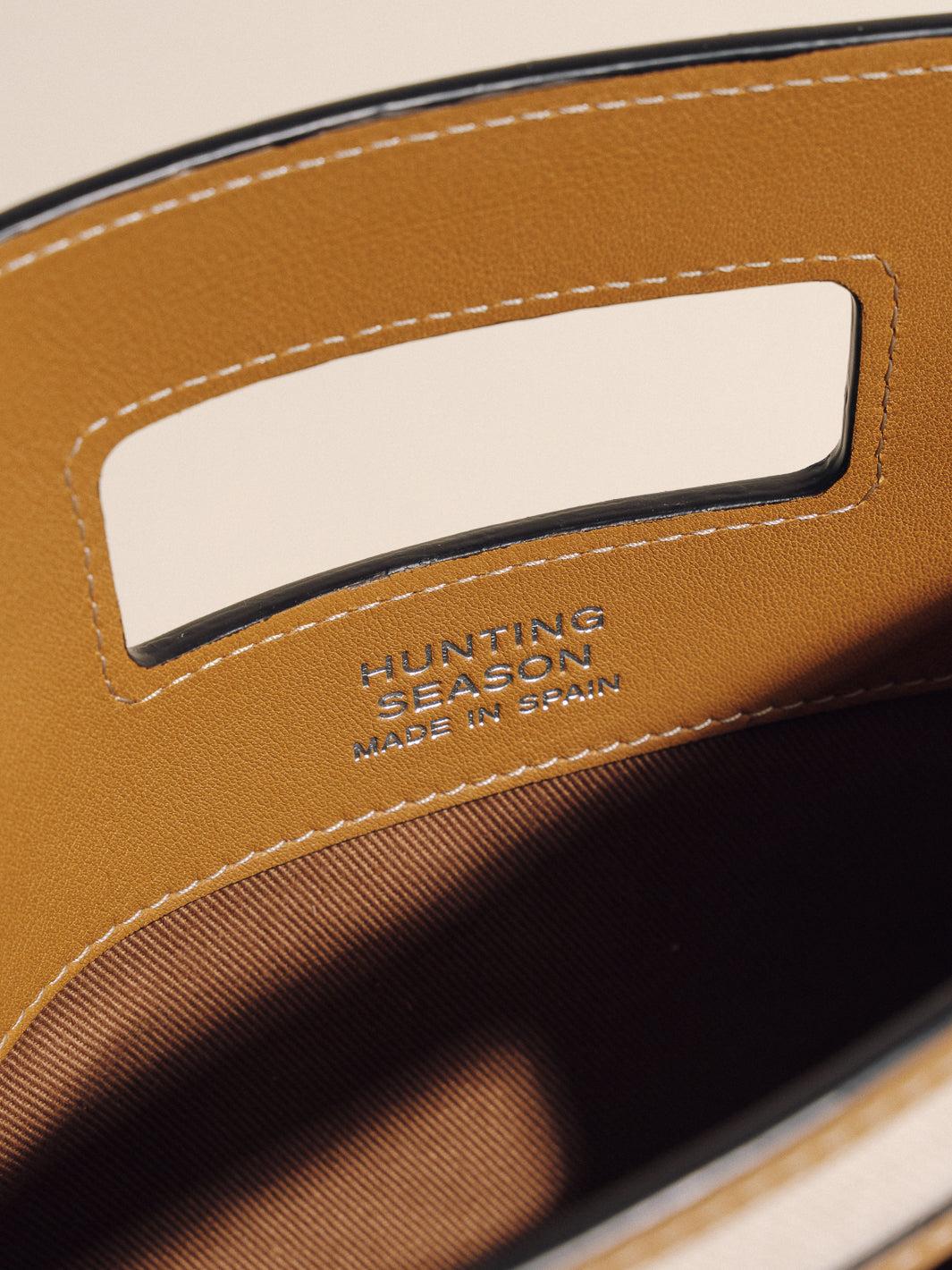 The Retro Clutch in Canvas Product Image