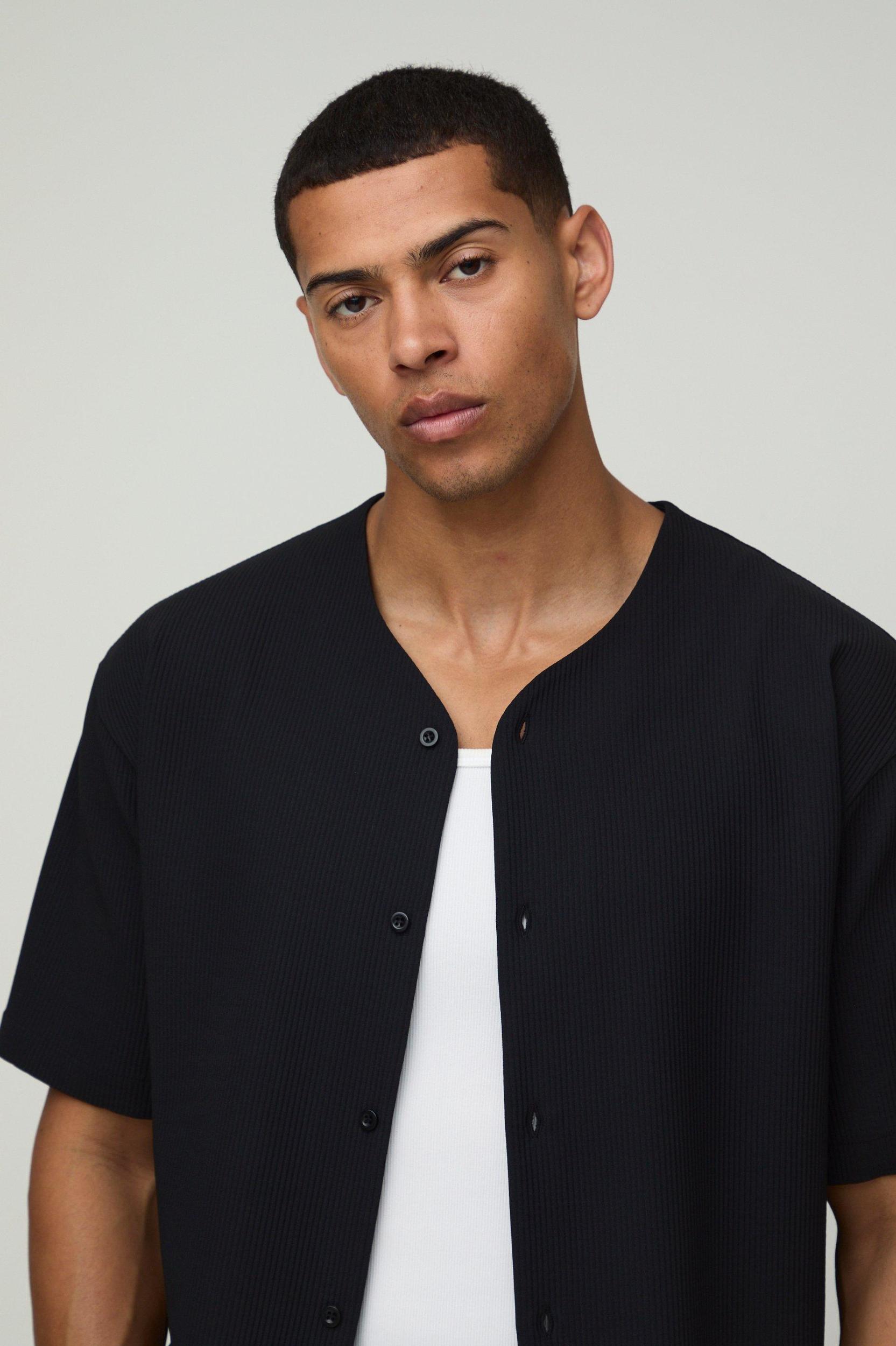 Oversized Collarless Pleated Short Sleeve Shirt | boohooMAN USA Product Image