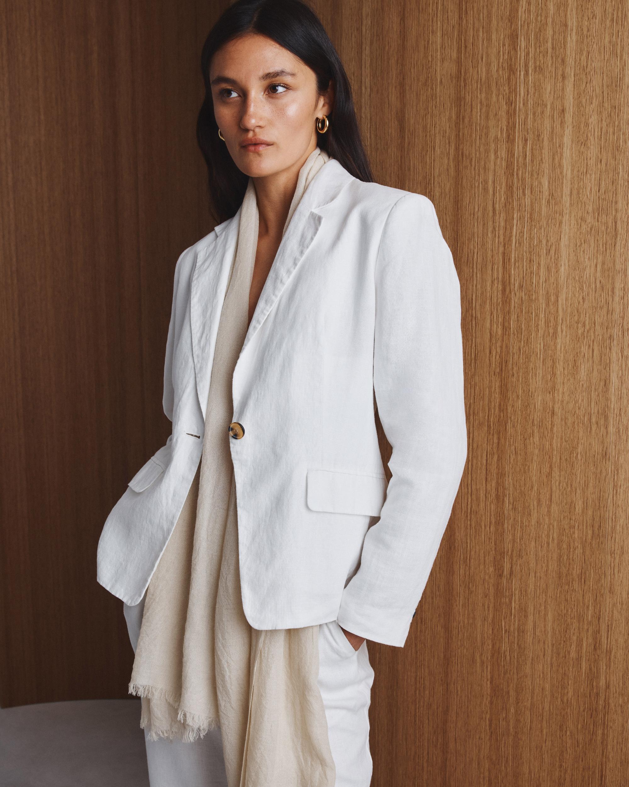 Quince | Women's Featherweight Cashmere Silk Frayed Edge Scarf Product Image