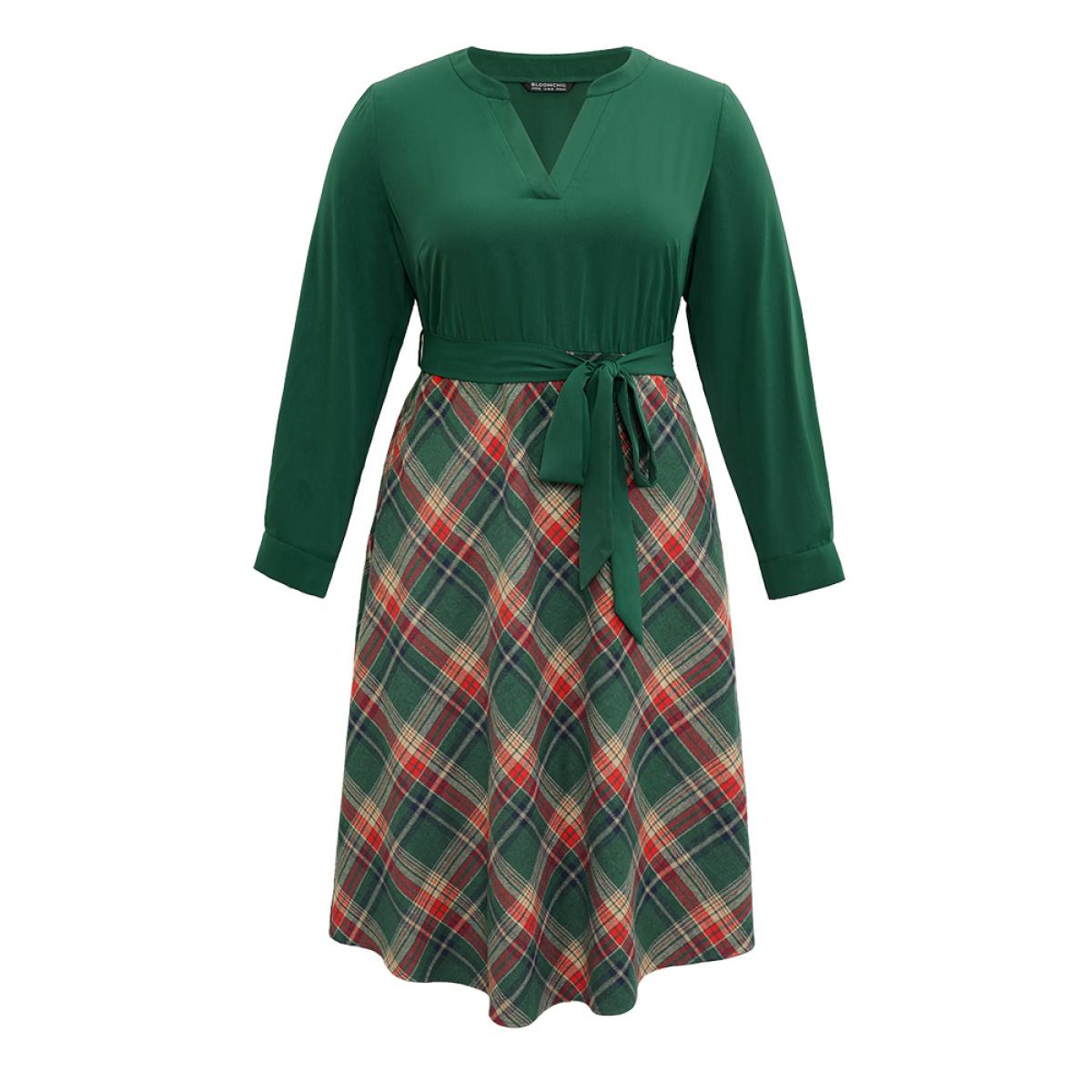 Plus Size Twill Plaid Print Notched Contrast Belted Dress DarkGreen Women Elegant Belted Notched collar Long Sleeve Curvy Midi Dress BloomChic 14-16/1X Product Image