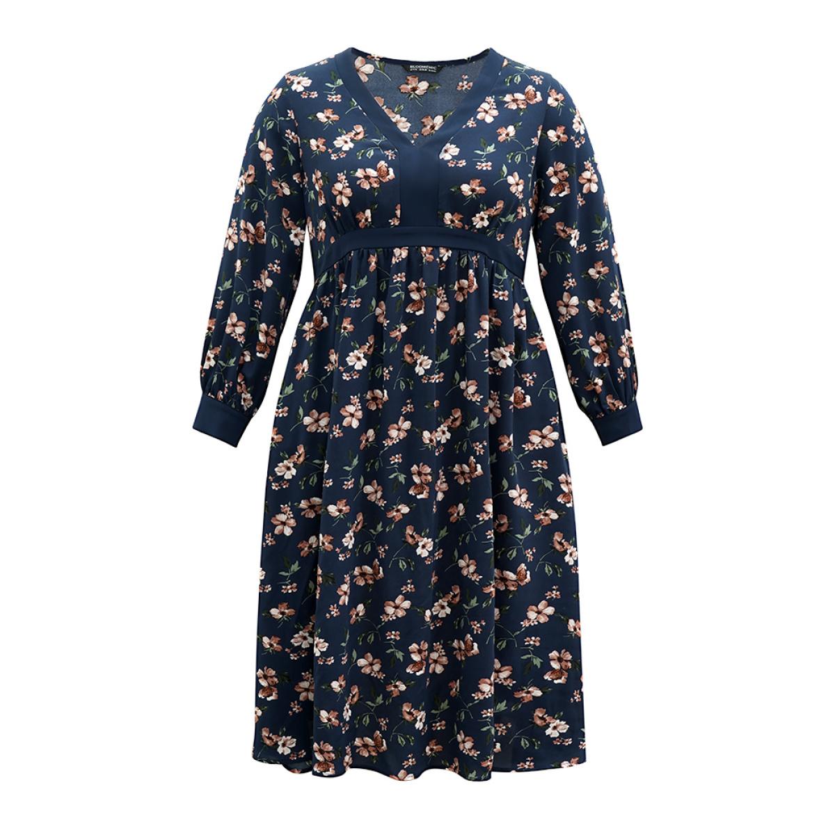 Plus Size Floral Print Elastic Waist Split Hem Dress Indigo Women Vacation Printed V-neck Long Sleeve Curvy Midi Dress BloomChic 22-24/3X Product Image