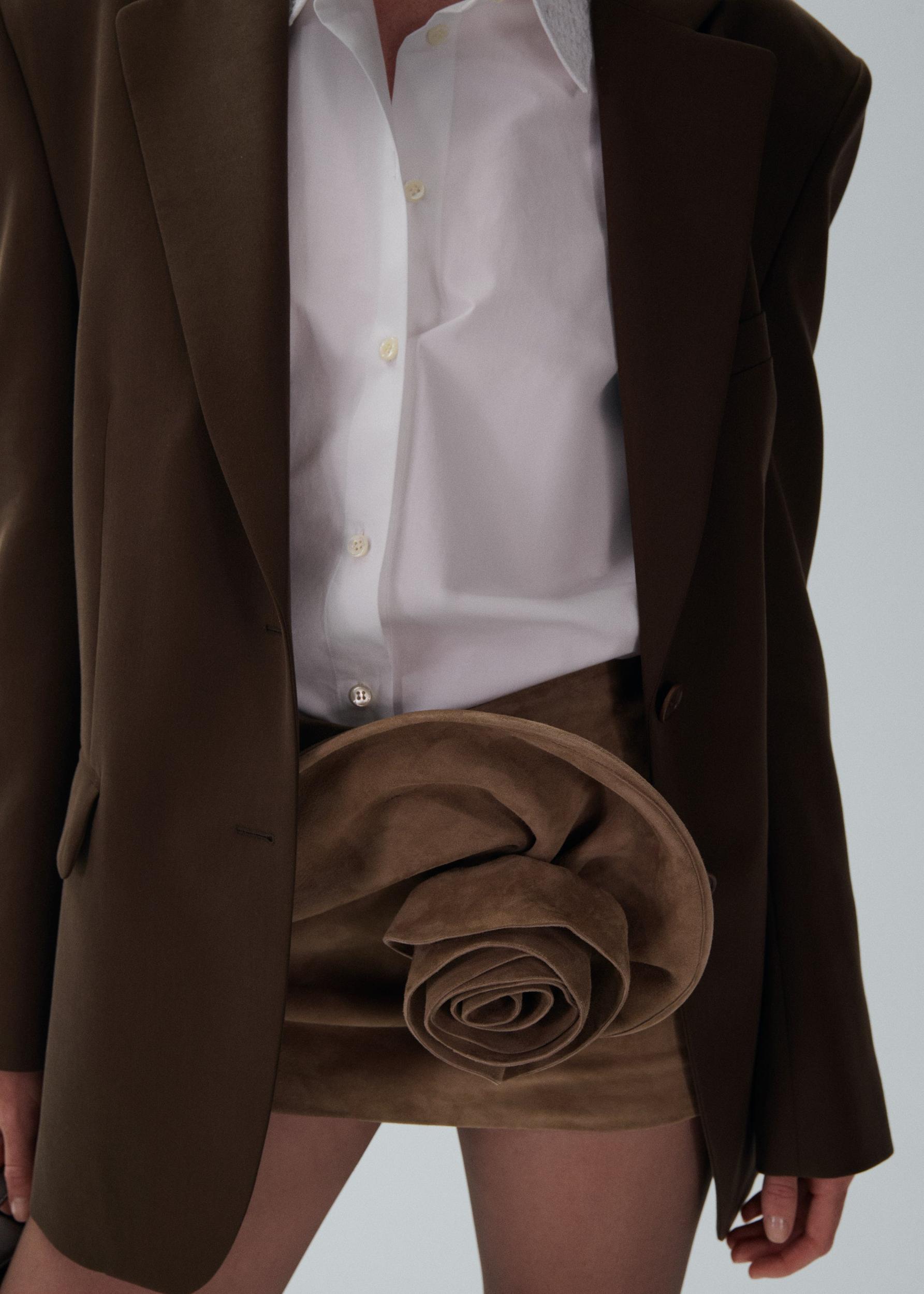 Crochet collar button-up shirt in white Product Image