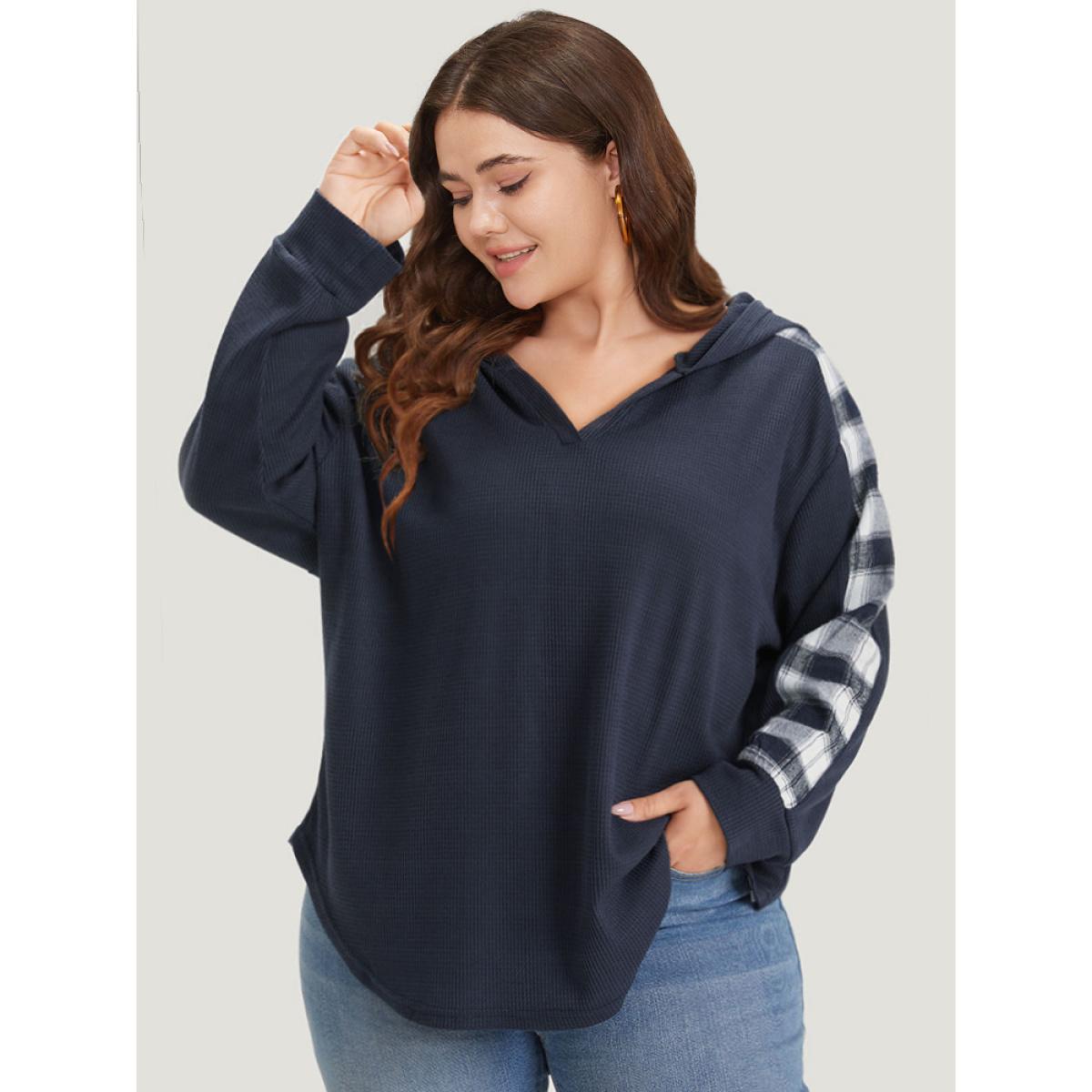 Plus Size Plaid Patchwork Hooded Plisse Sweatshirt Women Indigo Casual Elastic cuffs Hooded Everyday Sweatshirts BloomChic 26/4X Product Image