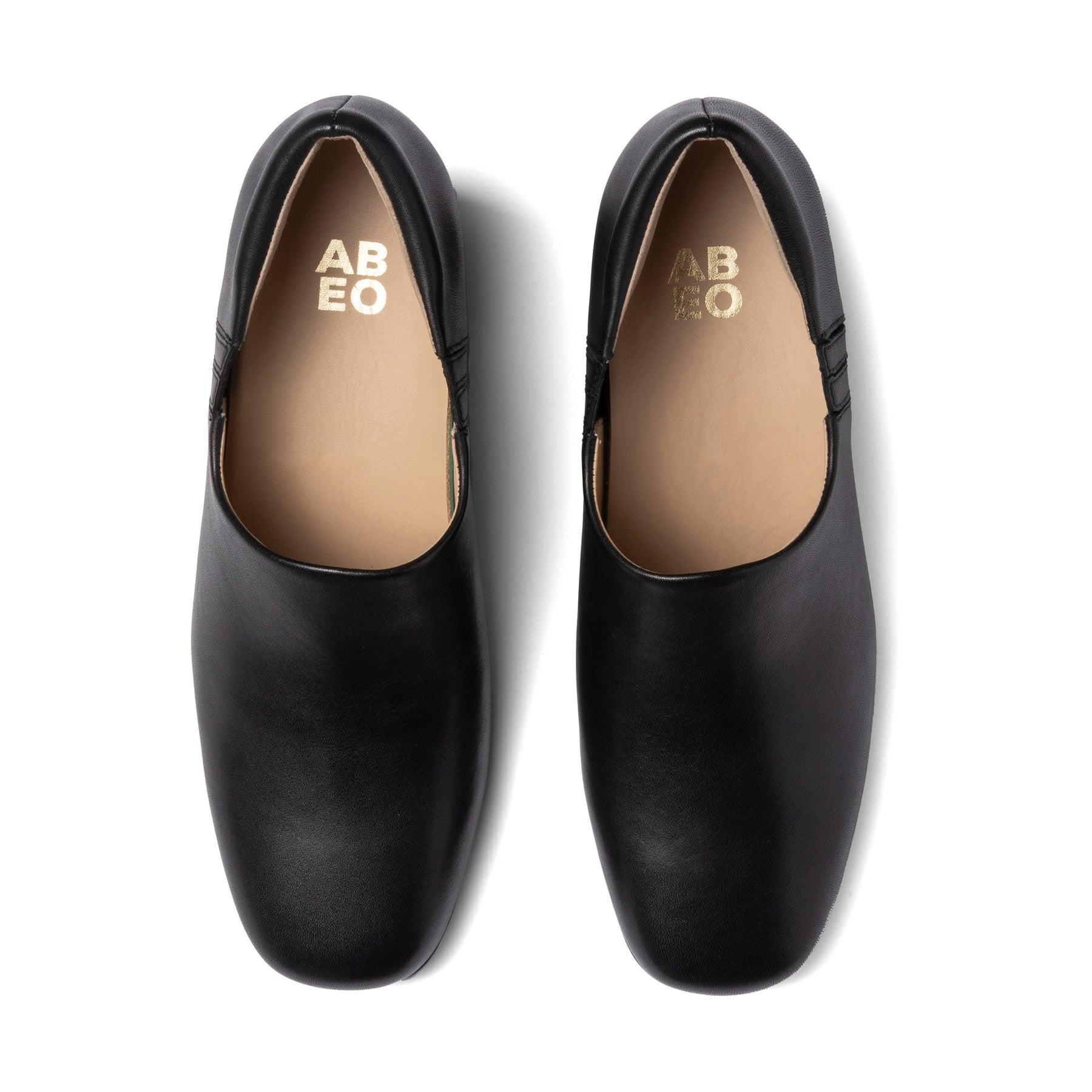 Avenue Slip On Female Product Image