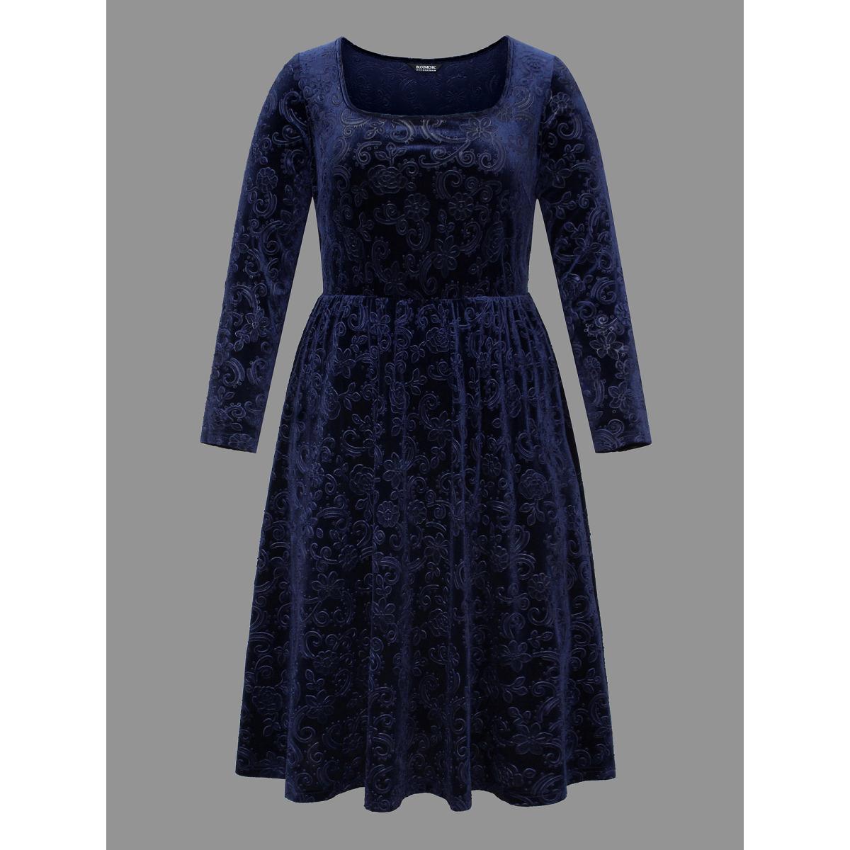 Plus Size Square Neck Floral Velvet Midi Dress DarkBlue Women Cocktail Party Curvy Bloomchic 28/5X Product Image