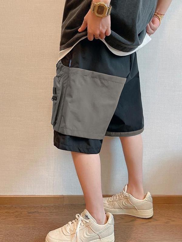 Men's Large Pocket Zipper Casual Shorts Product Image
