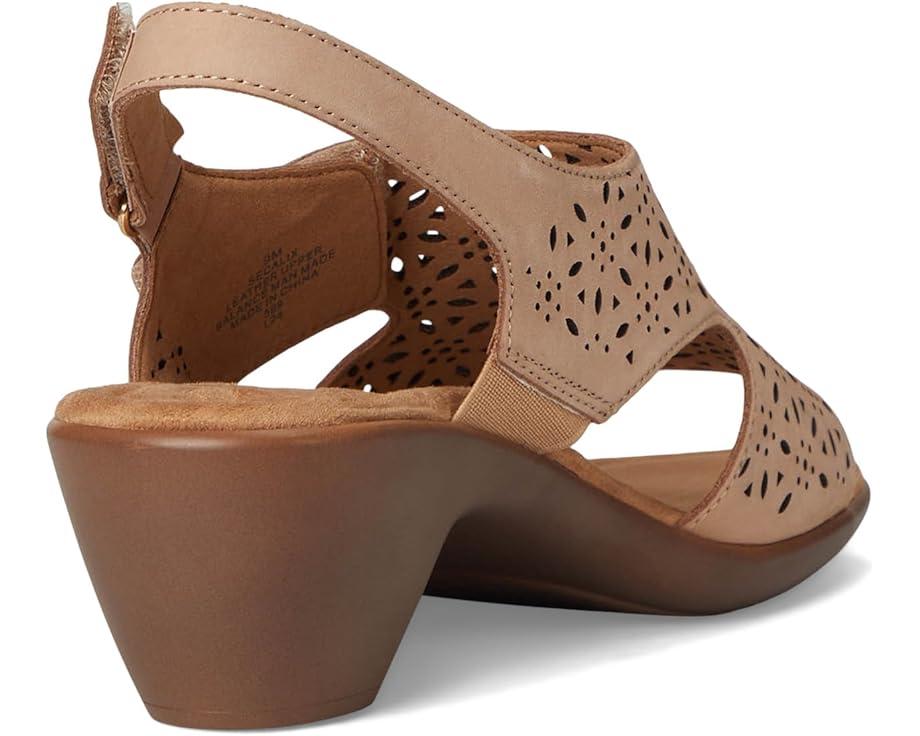Women's Easy Spirit Calix Product Image
