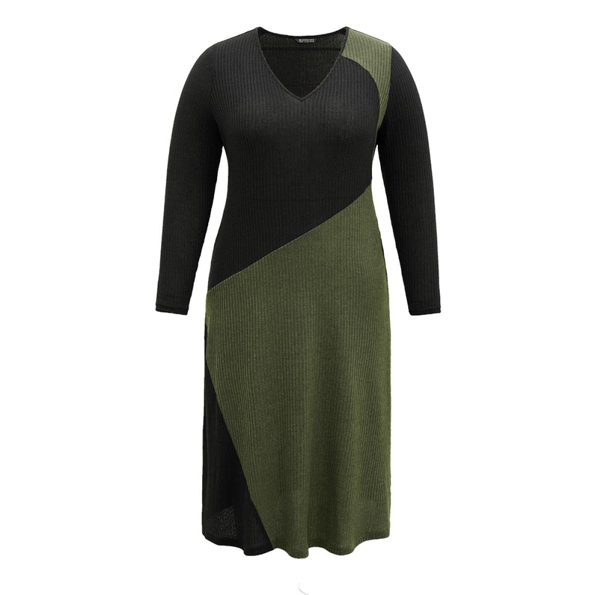 Plus Size Two Tone Patchwork V Neck Dress Multicolor Women Casual Patchwork V-neck Long Sleeve Curvy Midi Dress BloomChic 18-20/2X Product Image