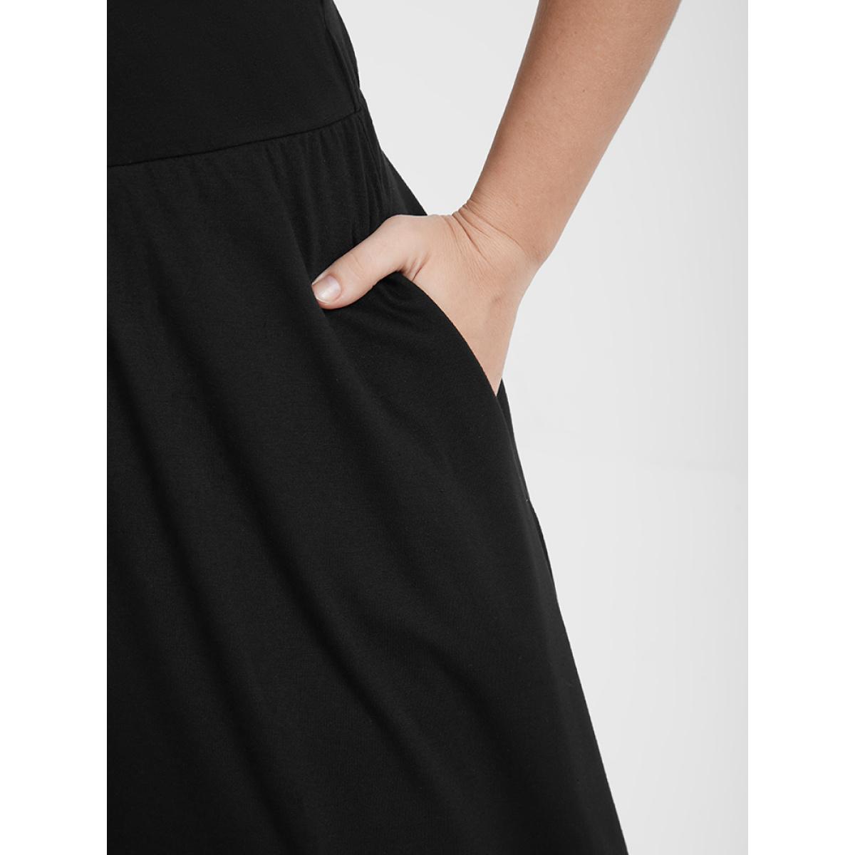 Plus Size Black Solid Ruffles Contrast Lace Pocket Jumpsuit Women Elegant Short sleeve V-neck Dailywear Loose Jumpsuits BloomChic 30/6X Product Image