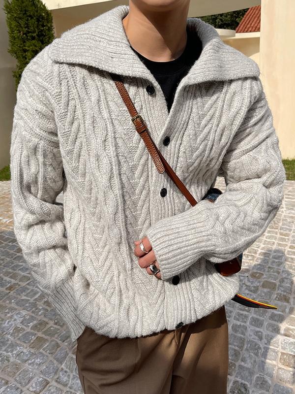 Men's Vintage Lapel Neck Cable Knit Sweater Product Image