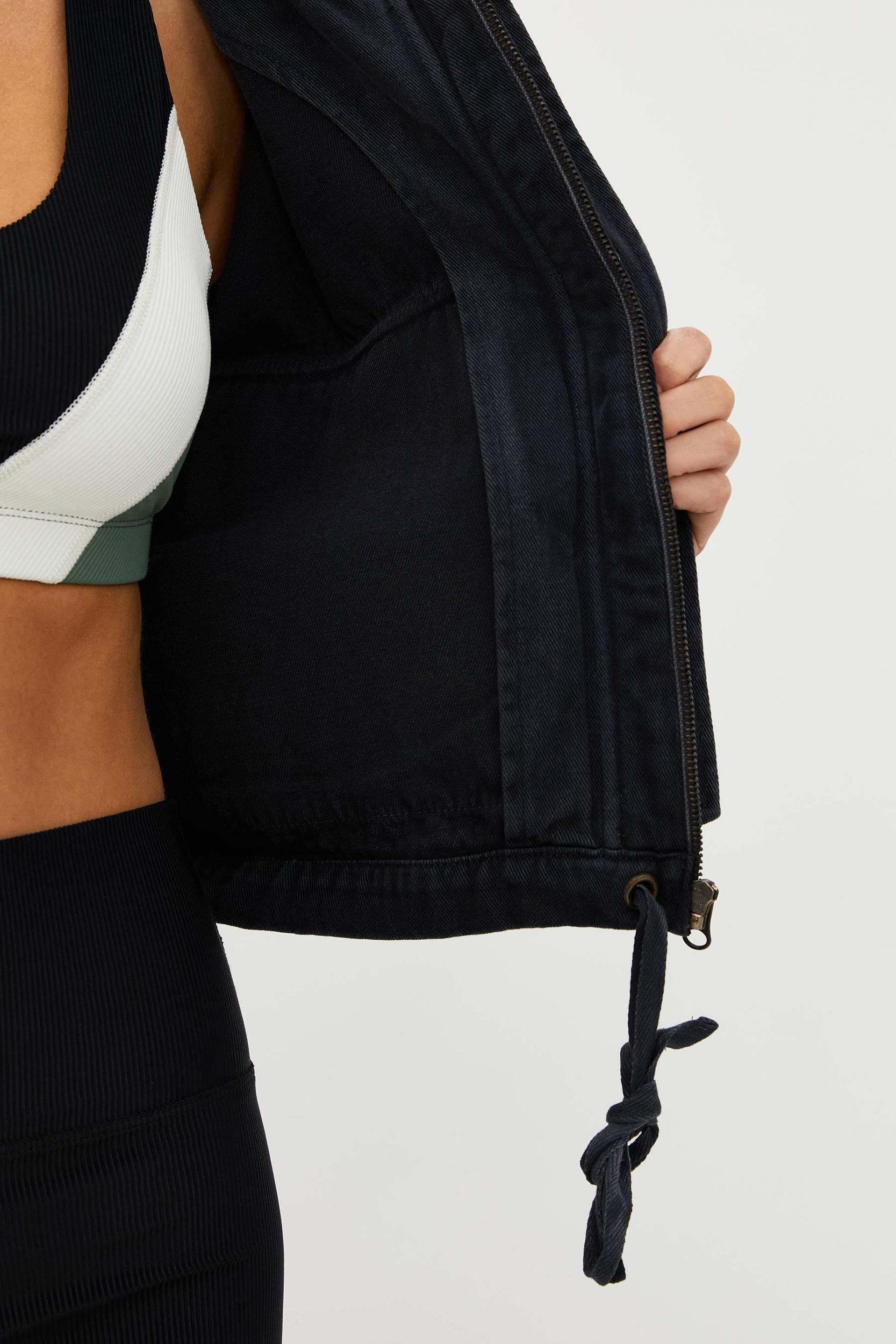 Isola Jacket Ink Product Image