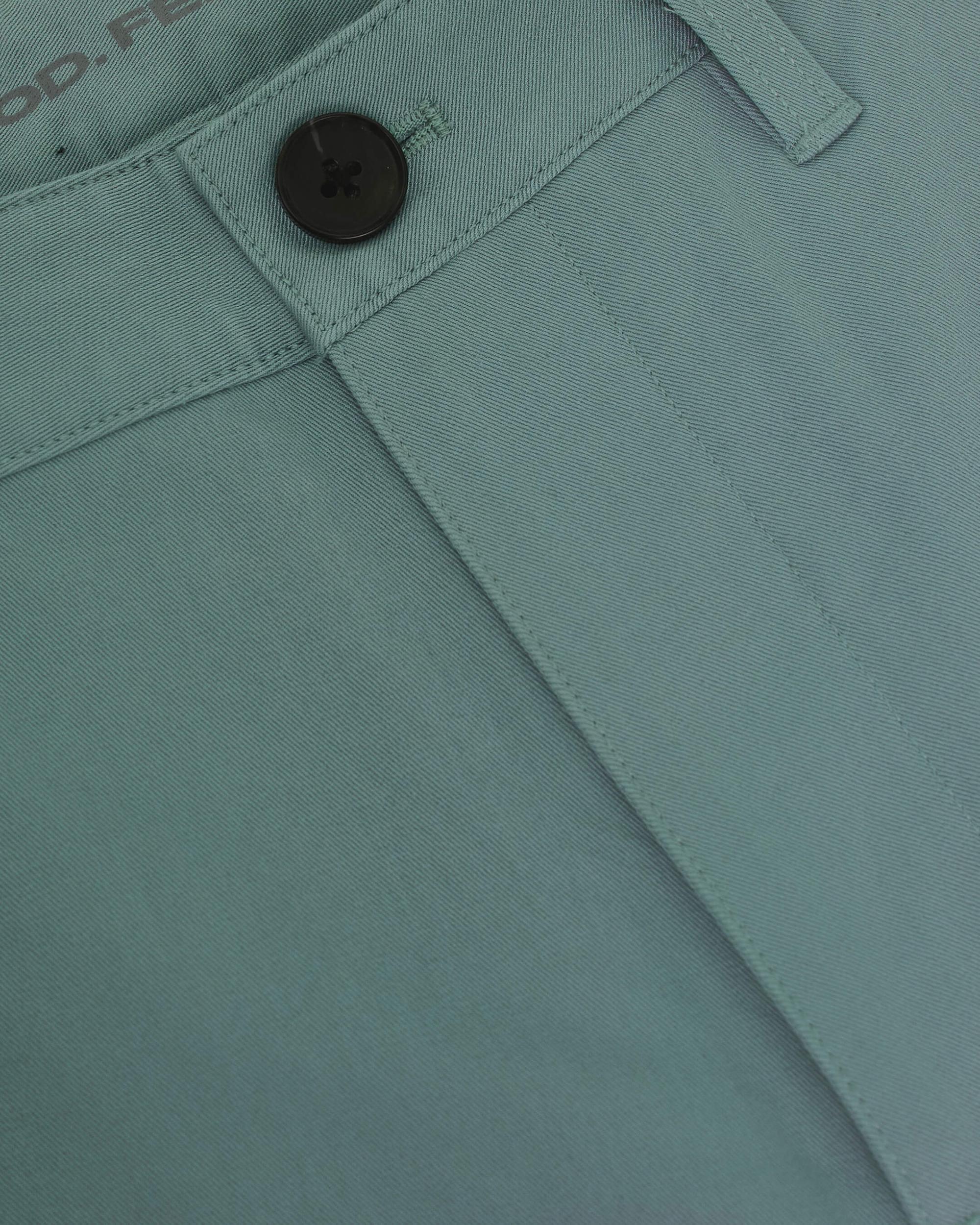 7" Moss Classic Twill Shorts Product Image