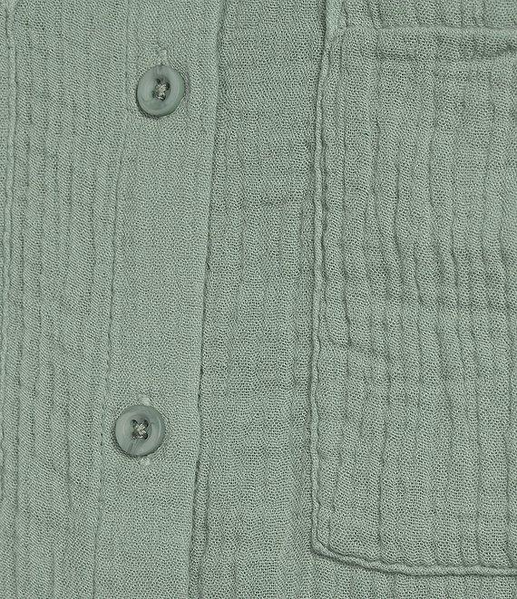 Cloth & Stone Woven Crinkle Point Collar Short Sleeve Button Front Blouse Product Image