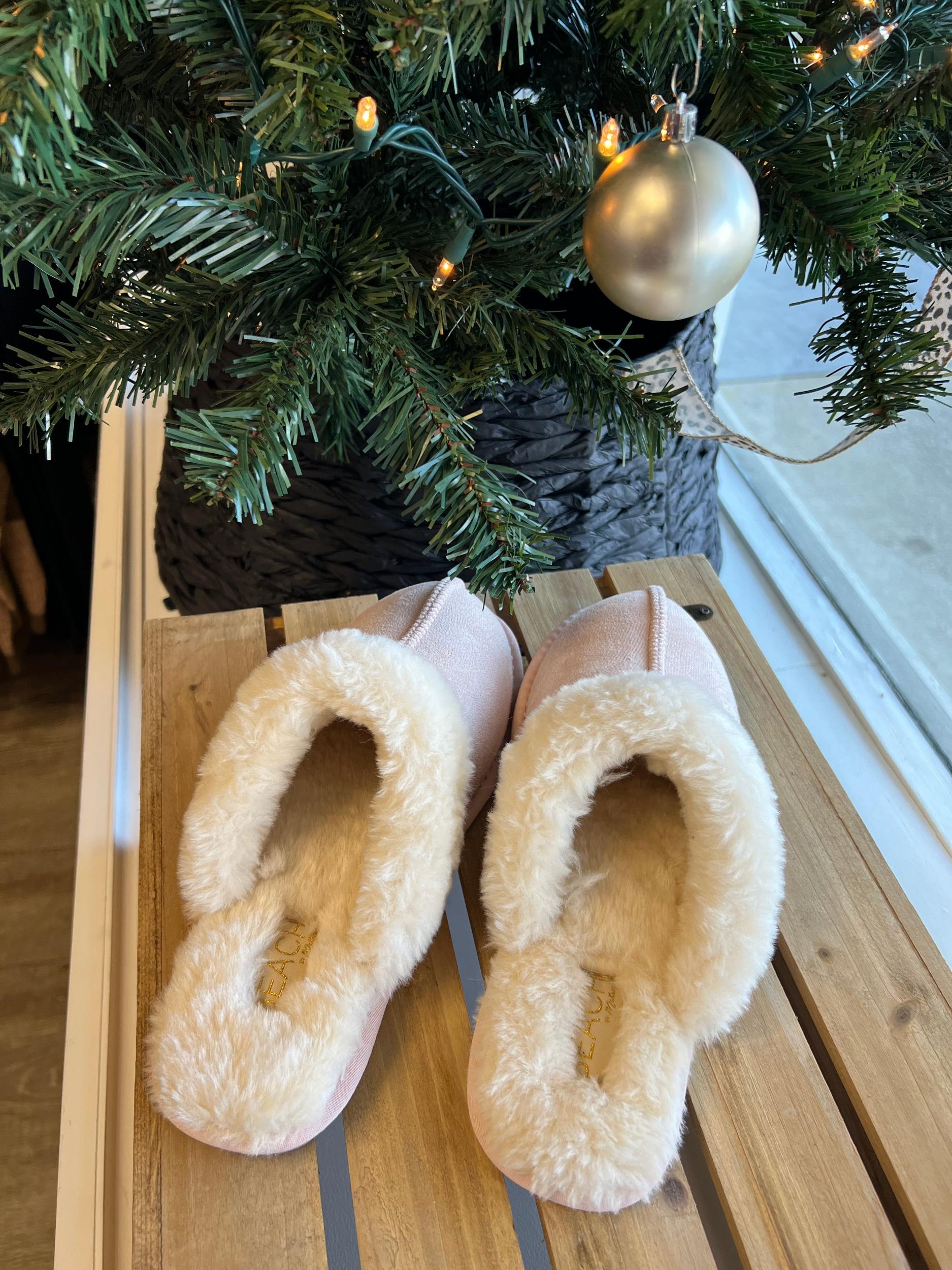 Chill Soft Suede Slippers Product Image