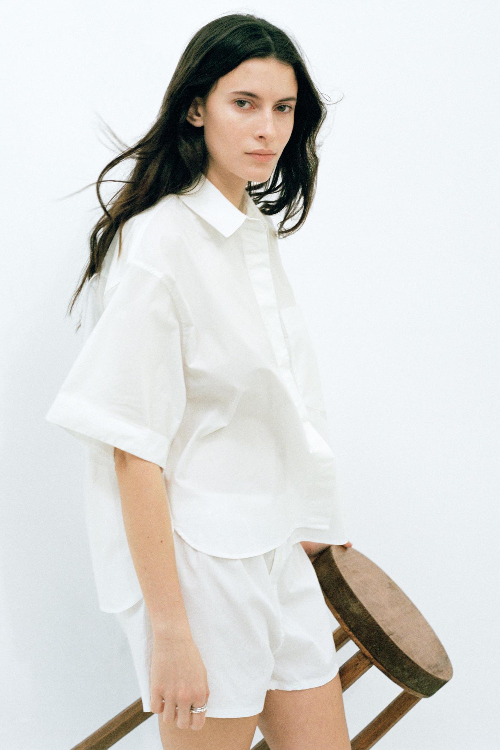 POPLIN POCKET SHIRT Product Image