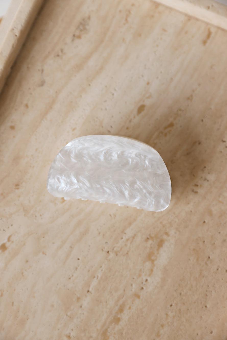 Sea Of Luxe Claw Clip White Product Image