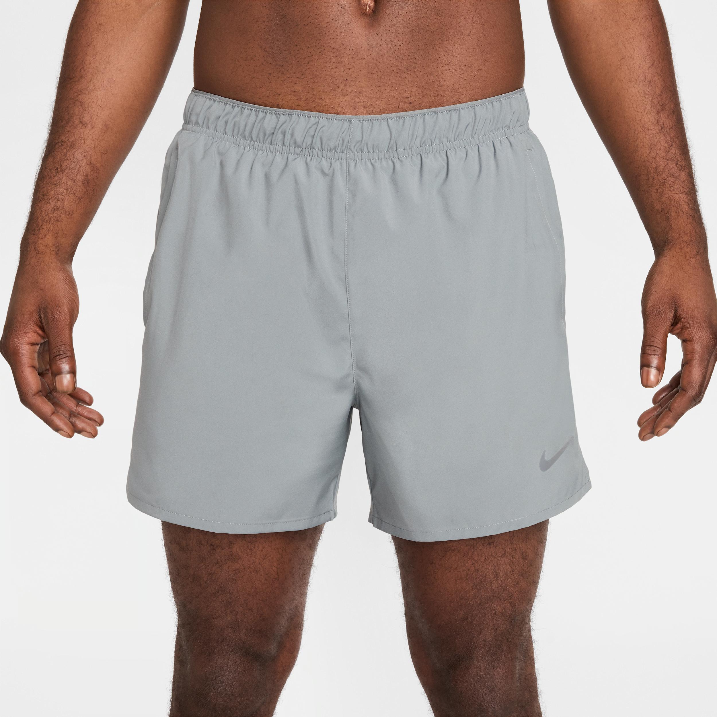 Nike Men's Challenger Dri-FIT 5" 2-in-1 Versatile Shorts Product Image
