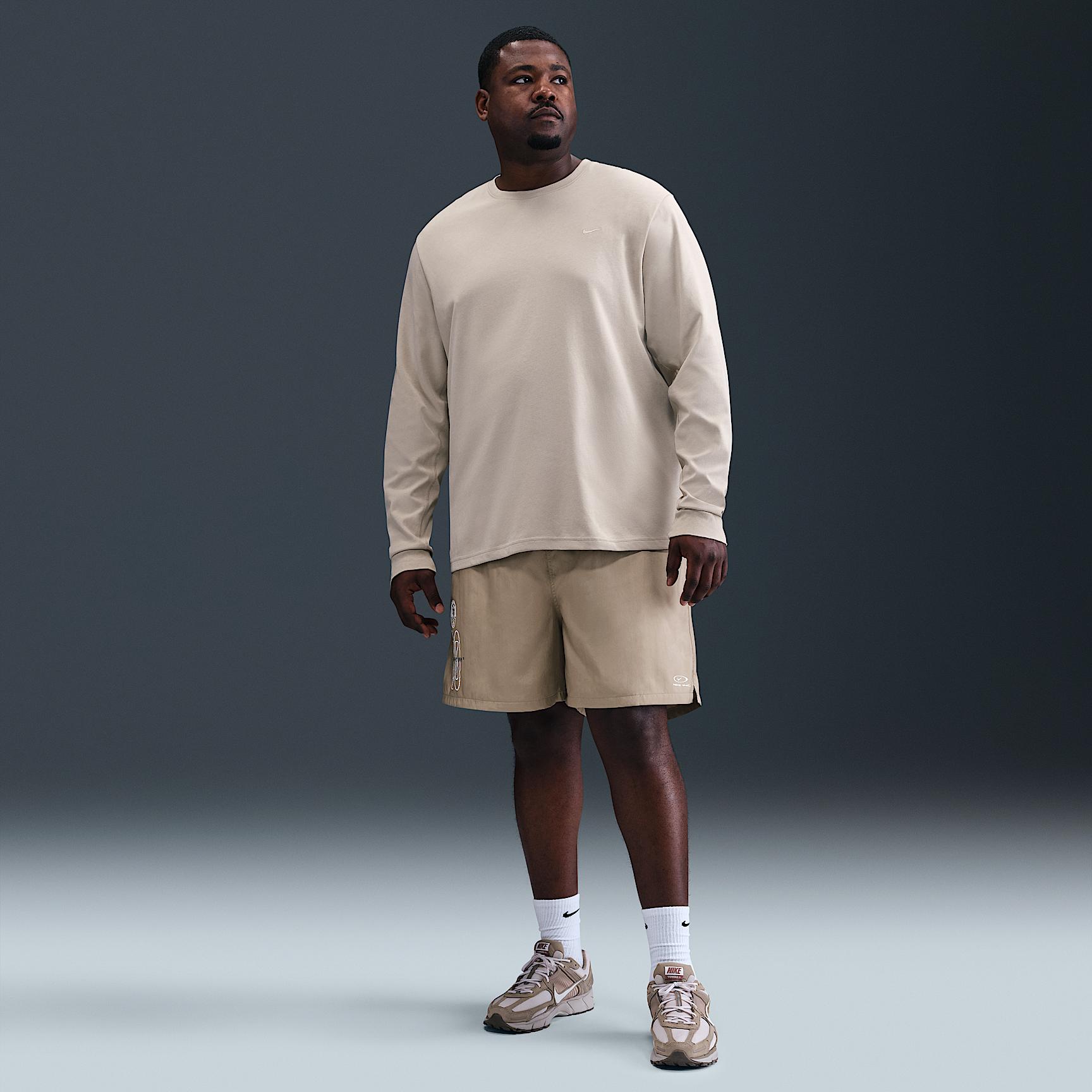 Nike Mens Club Flow Shorts | IB8551-464 Product Image