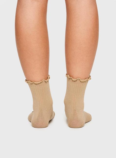 Comes And Goes Frill Socks Beige Product Image