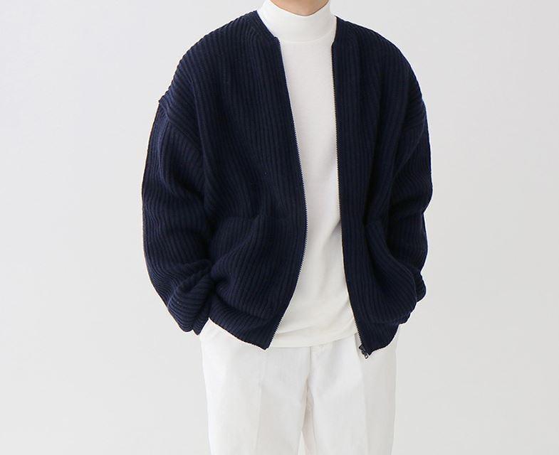 RT No. 4454 KNITTED ROUND-NECK CARDIGAN SWEATER Product Image