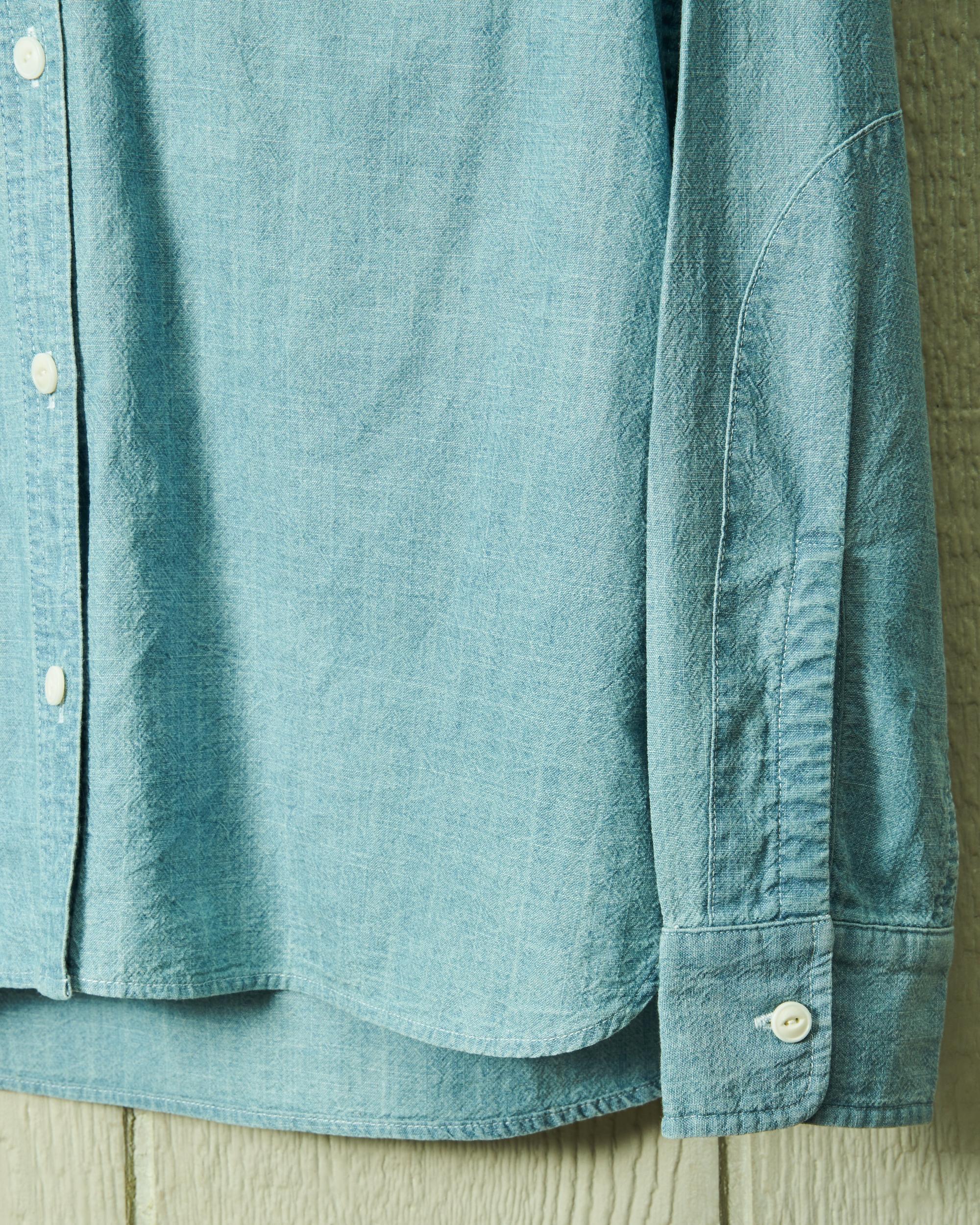 Women's Work Shirt in Chambray Product Image